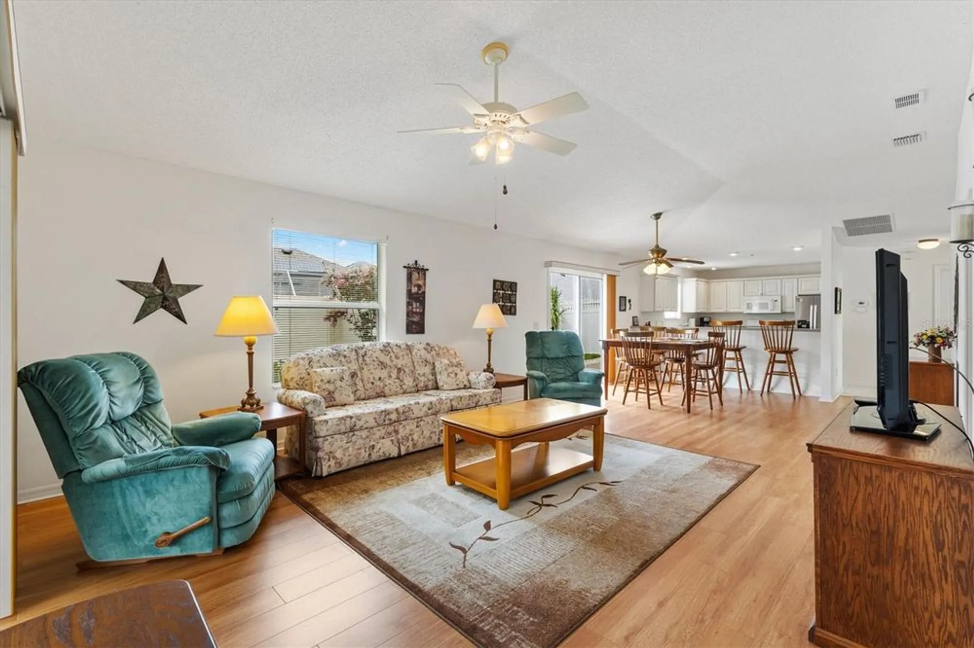 Property Slideshow image 13 of 34 | 1798 longwood ct, The Villages, FL, 32162