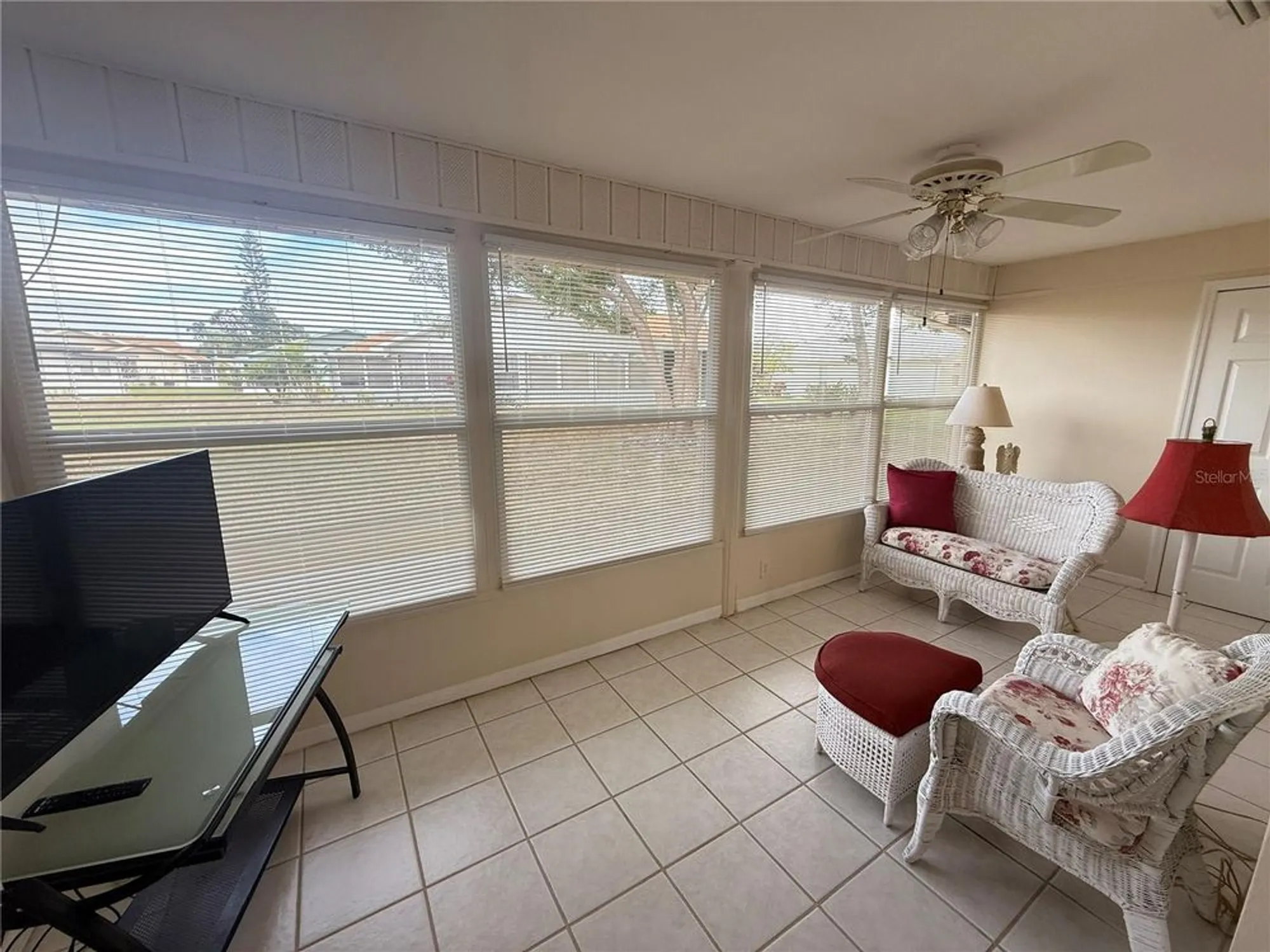 Property Slideshow image 20 of 37 | 407 feltham trl unit b, Sun City Center, FL, 33573