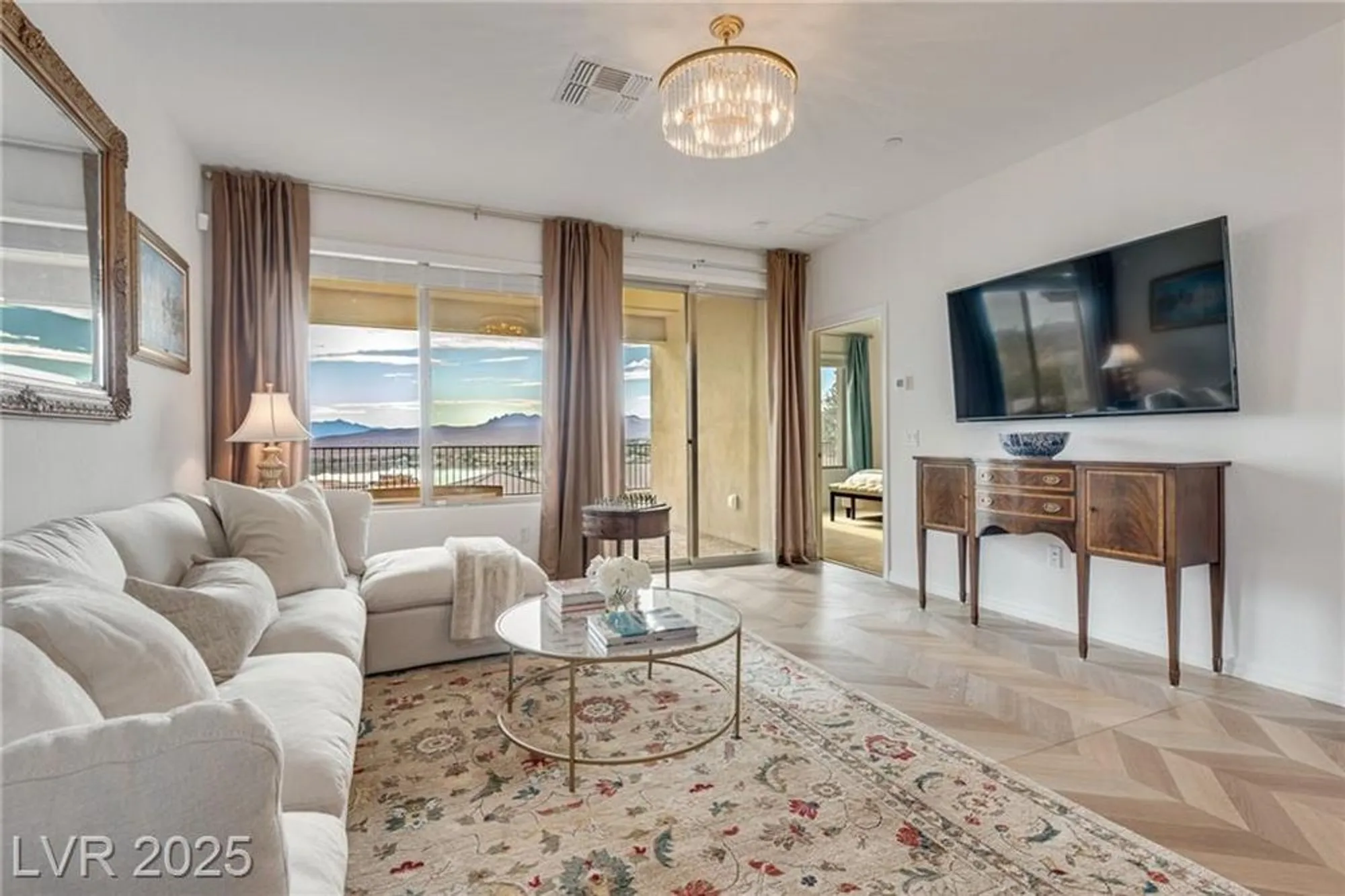 Property Slideshow image 7 of 35 | 48 stone bluff ln, Henderson, NV, 89011
