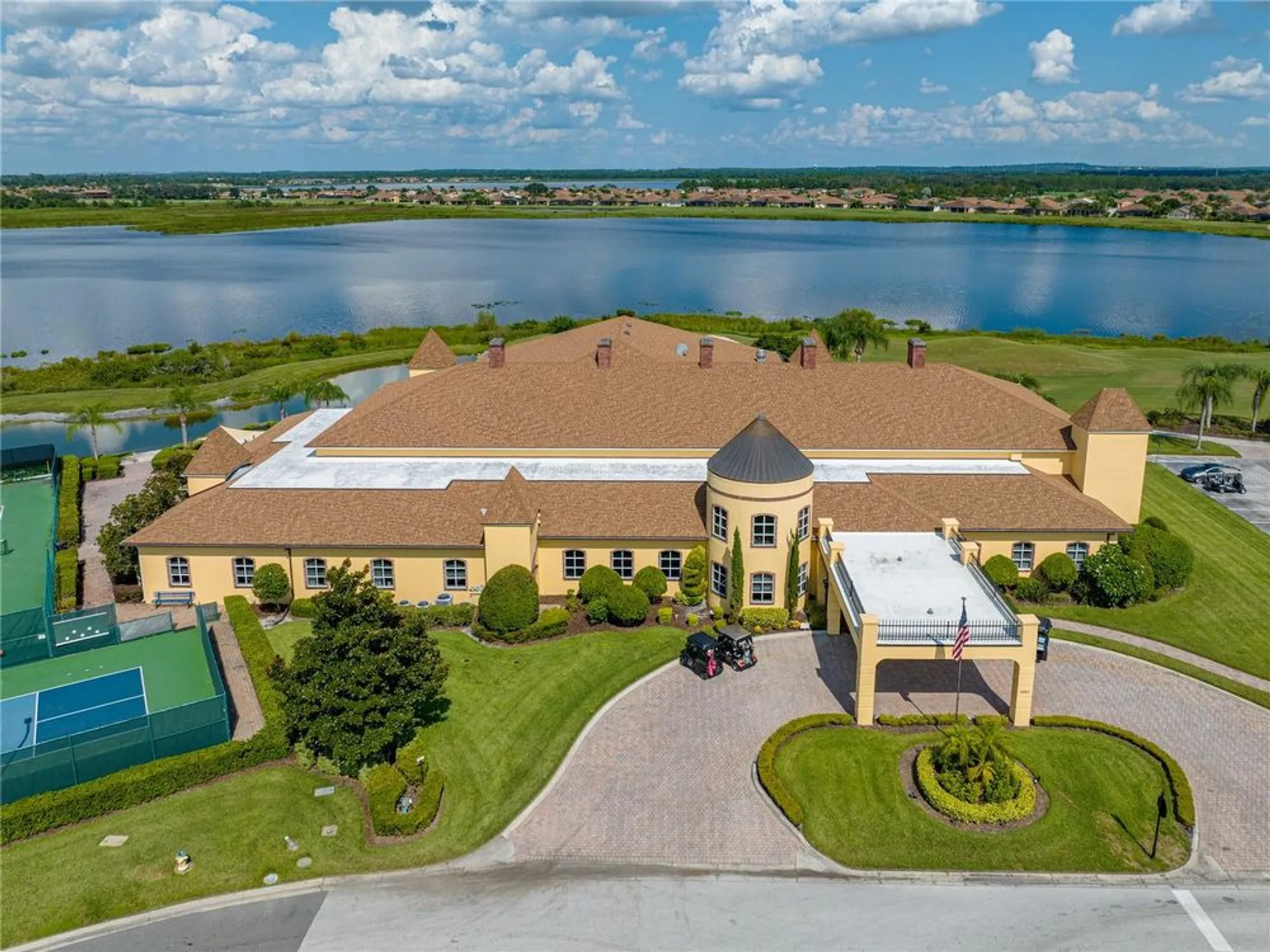 Property Slideshow image 83 of 92 | 4568 turnberry ln, Lake Wales, FL, 33859