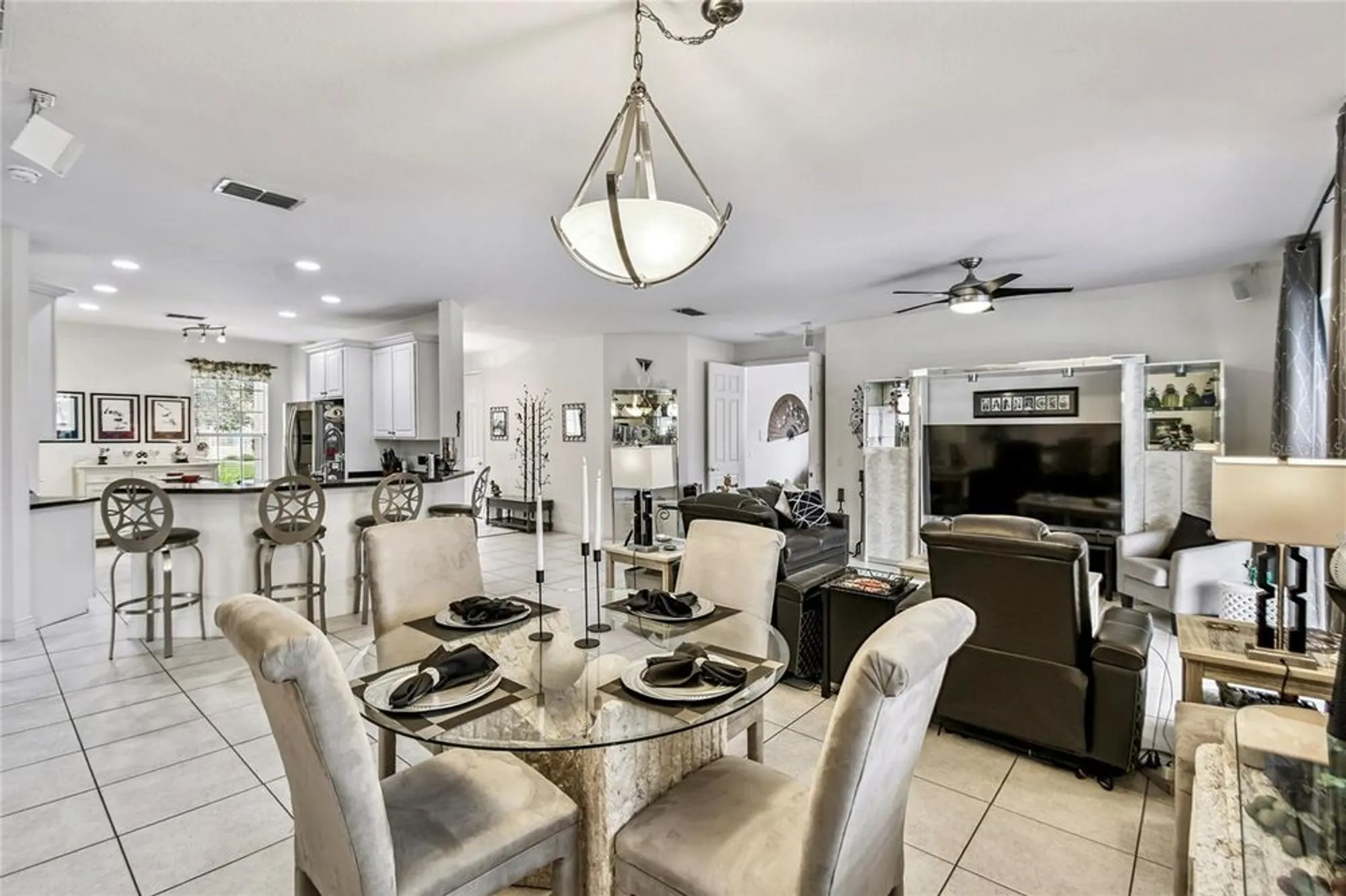 Property Slideshow image 10 of 65 | 684 volterra blvd, Poinciana, FL, 34759