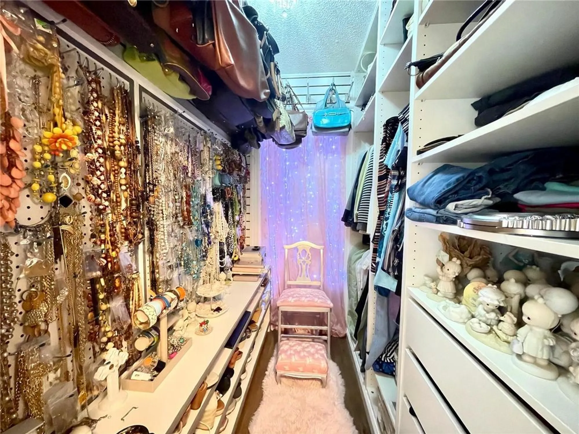 Property Slideshow image 30 of 45 | 6323 silver lakes dr, Lakeland, FL, 33810