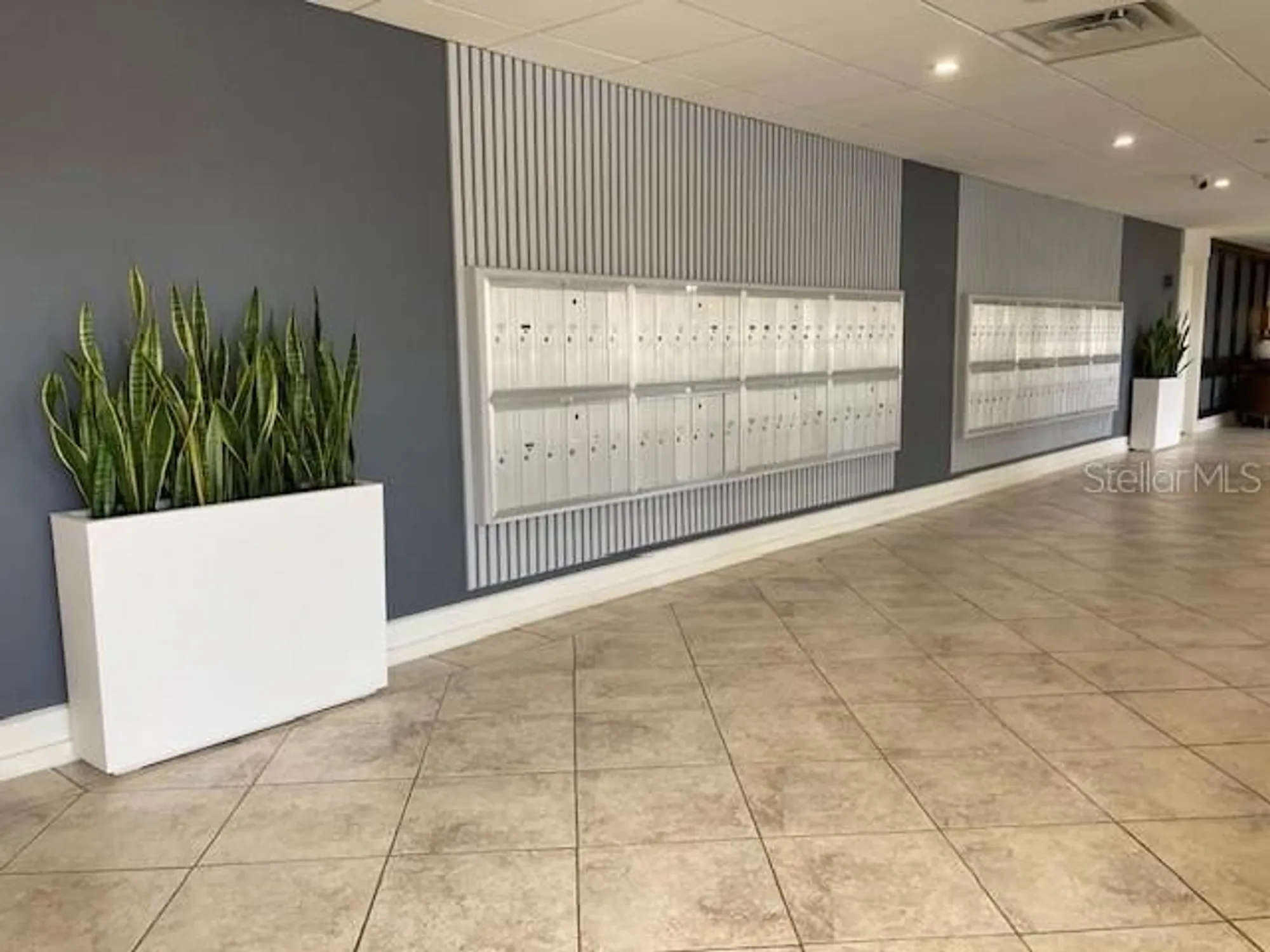 Property Slideshow image 14 of 73 | 7300 sun island dr 1705, South Pasadena, FL, 33707