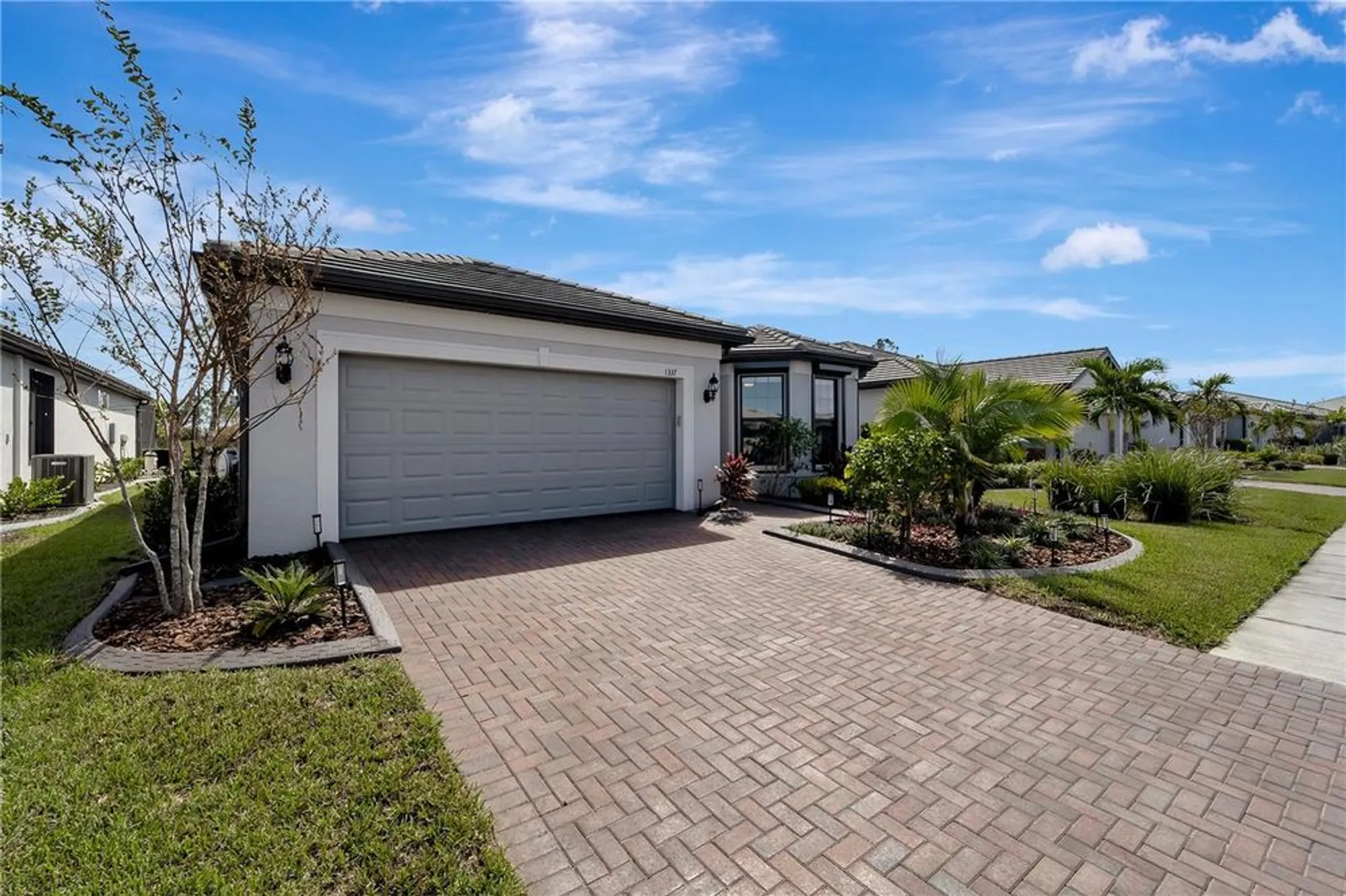 Property Slideshow image 2 of 71 | 1337 sorrell way, North Port, FL, 34289