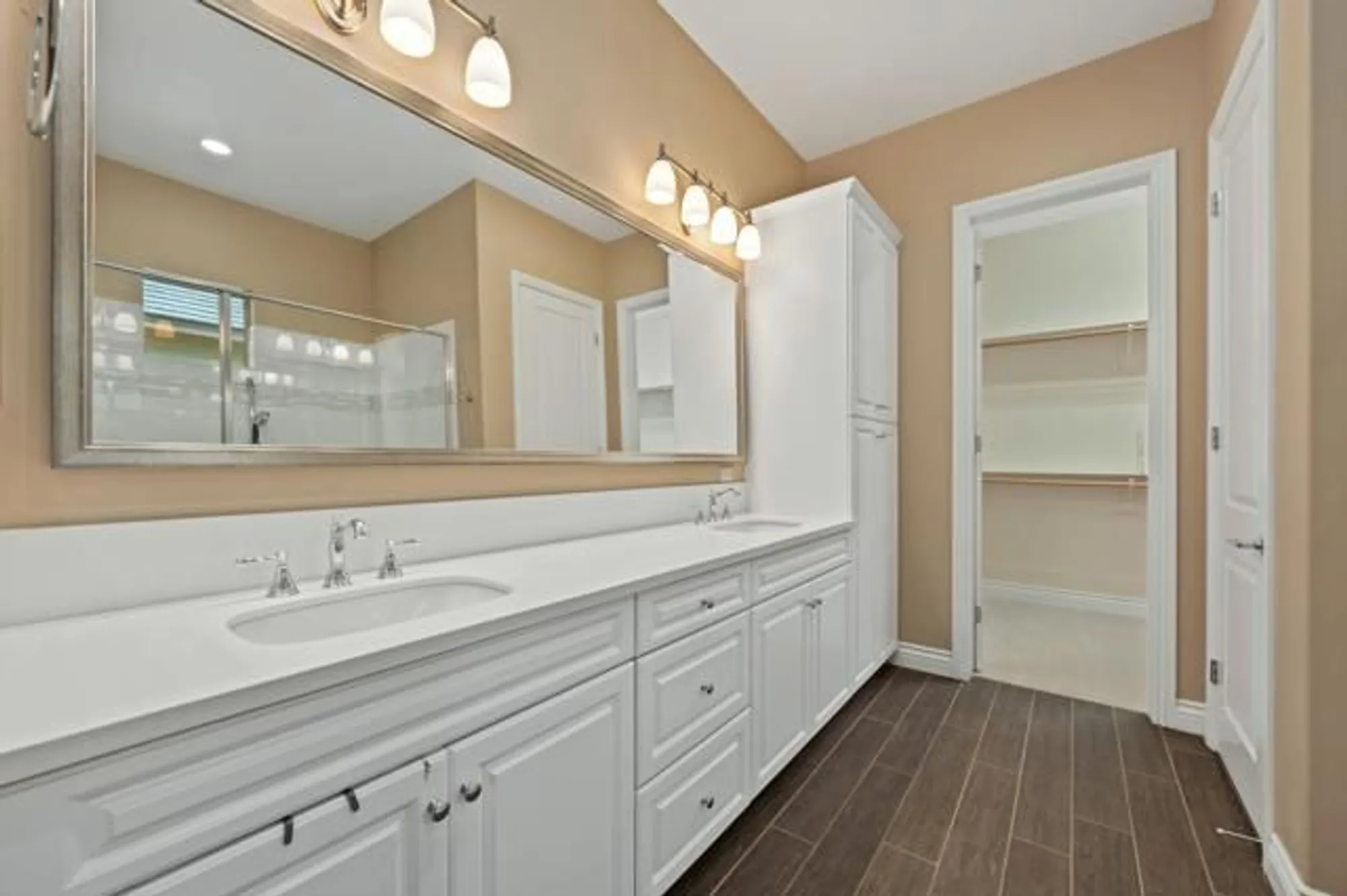 Property Slideshow image 20 of 35 | 82707 woodcreek ct, Indio, CA, 92201