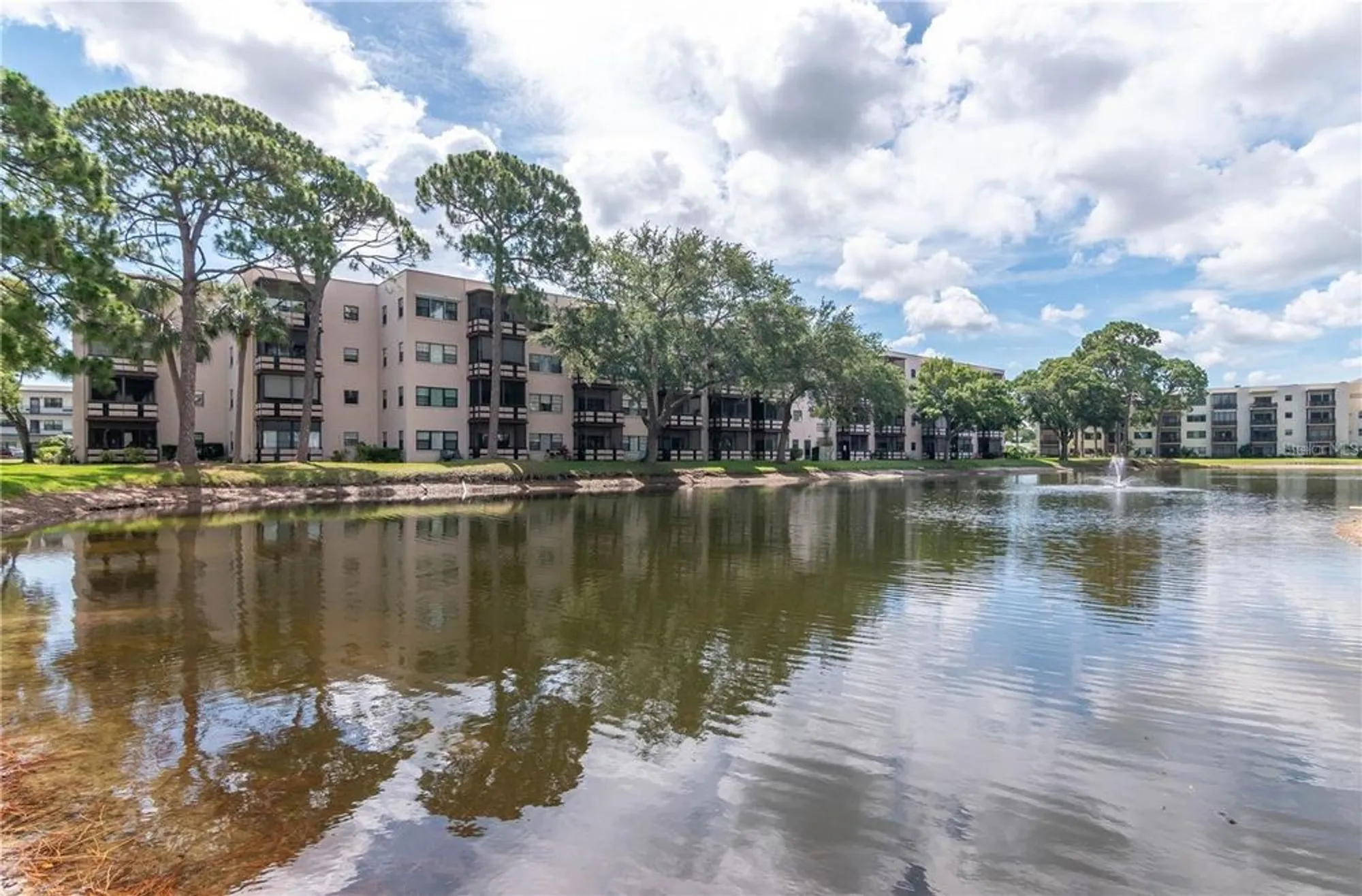 Property Slideshow image 30 of 50 | 5980 80th st n unit 210, St Petersburg, FL, 33709