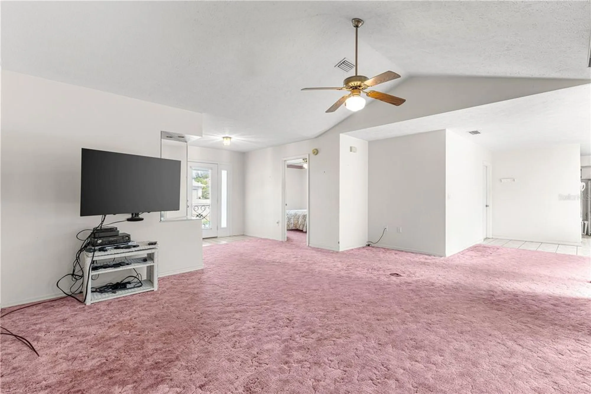 Property Slideshow image 12 of 33 | 11246 se 175th ln, Summerfield, FL, 34491