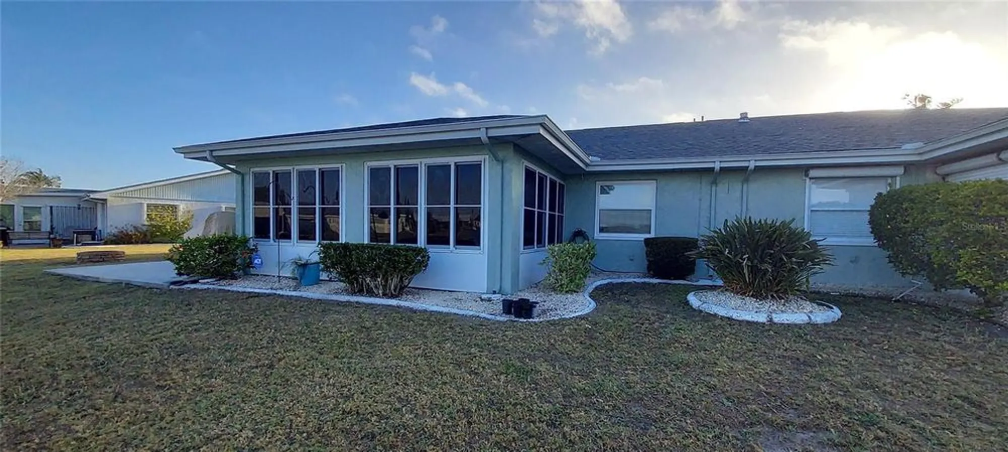 Property Slideshow image 33 of 39 | 906 bluewater dr, Sun City Center, FL, 33573