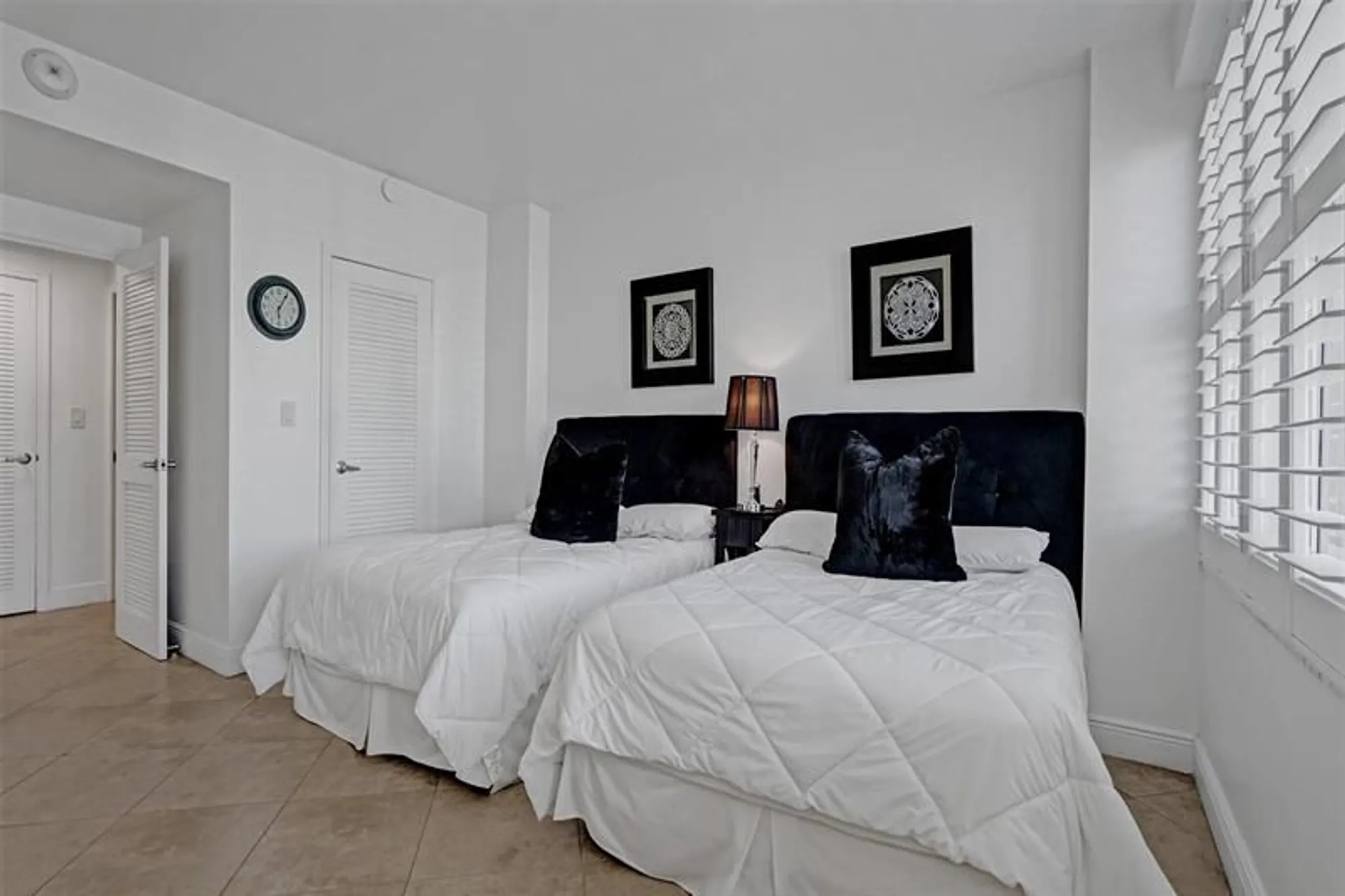 Property Slideshow image 19 of 50 | 3333 ne 34th st 1006, Fort Lauderdale, FL, 33308