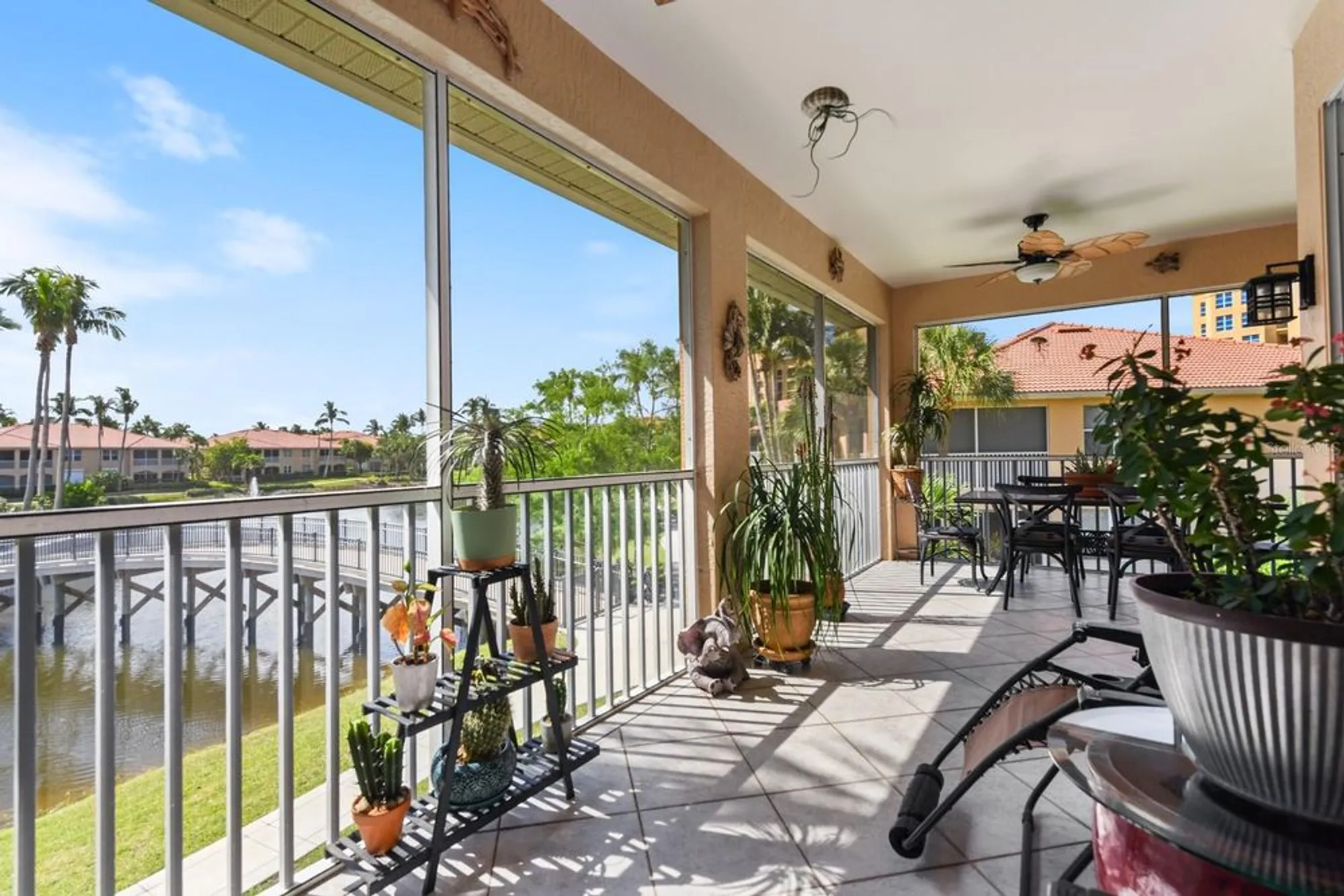 Property Slideshow image 22 of 61 | 3328 sunset key cir d, Punta Gorda, FL, 33955