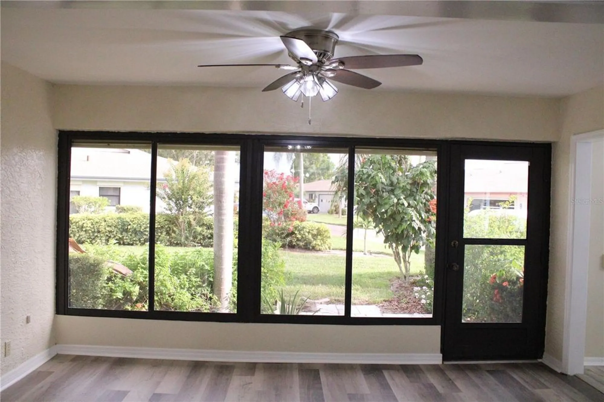 Property Slideshow image 18 of 31 | 2501 lonigan pl, Sun City Center, FL, 33573