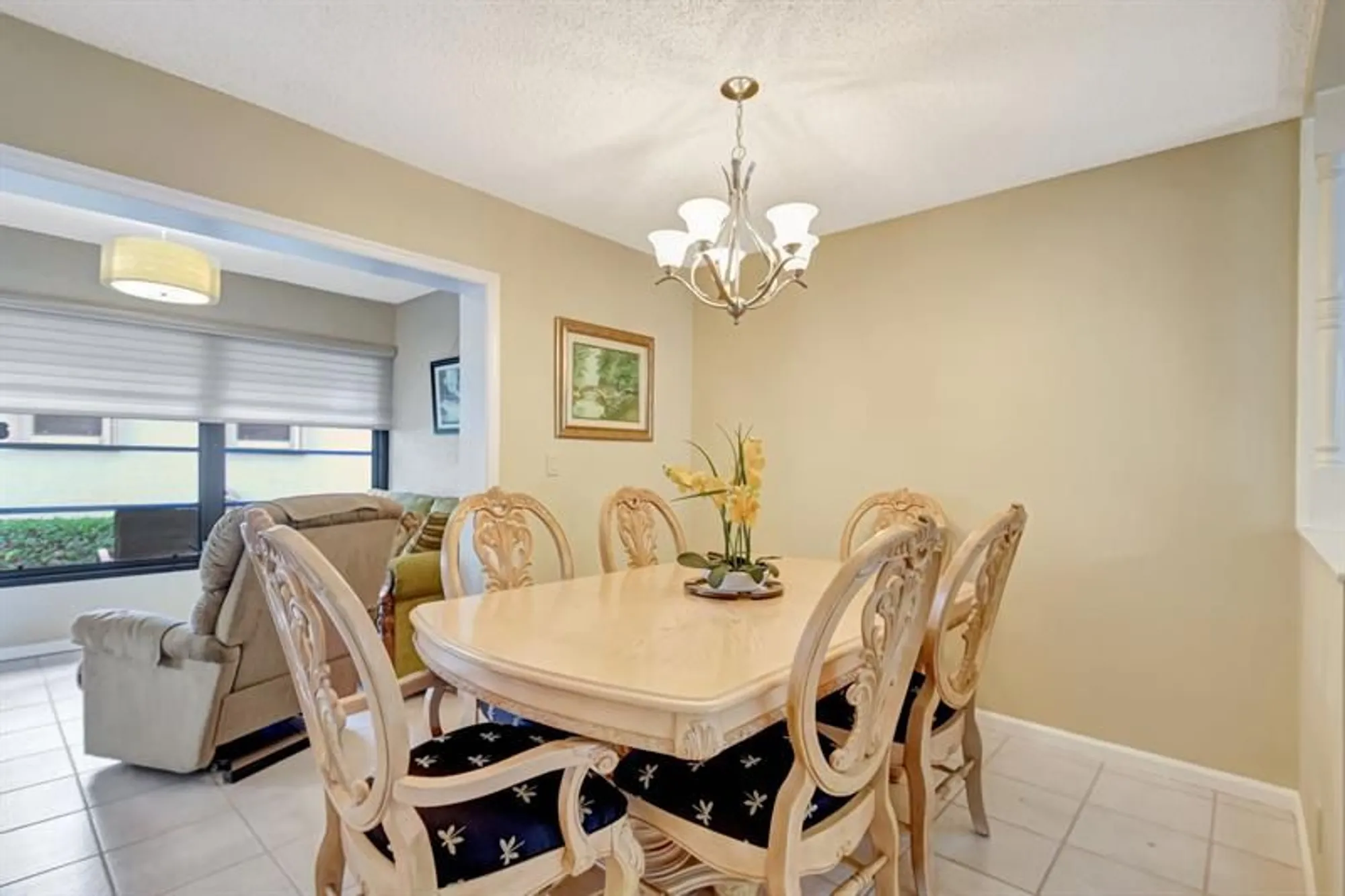 Property Slideshow image 13 of 66 | 9800 pecan tree dr b, Boynton Beach, FL, 33436