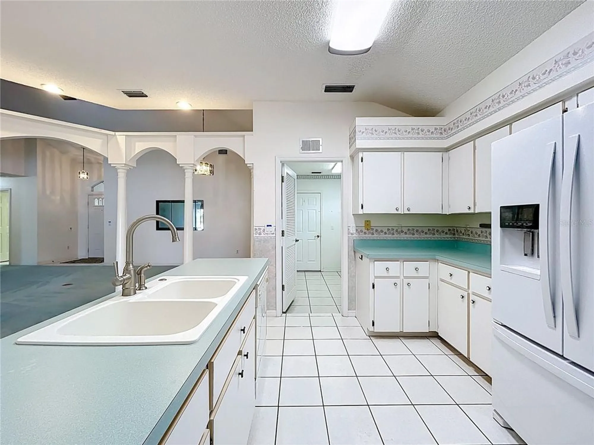 Property Slideshow image 11 of 63 | 5518 queen victoria dr, Leesburg, FL, 34748