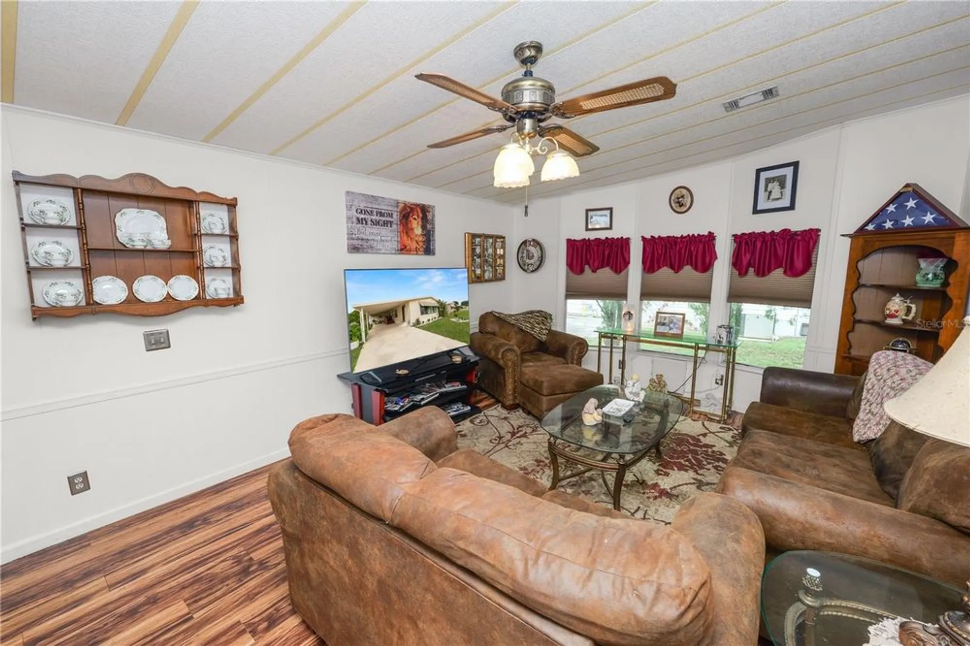 Property Slideshow image 9 of 29 | 5026 foxwood blvd, Lakeland, FL, 33810
