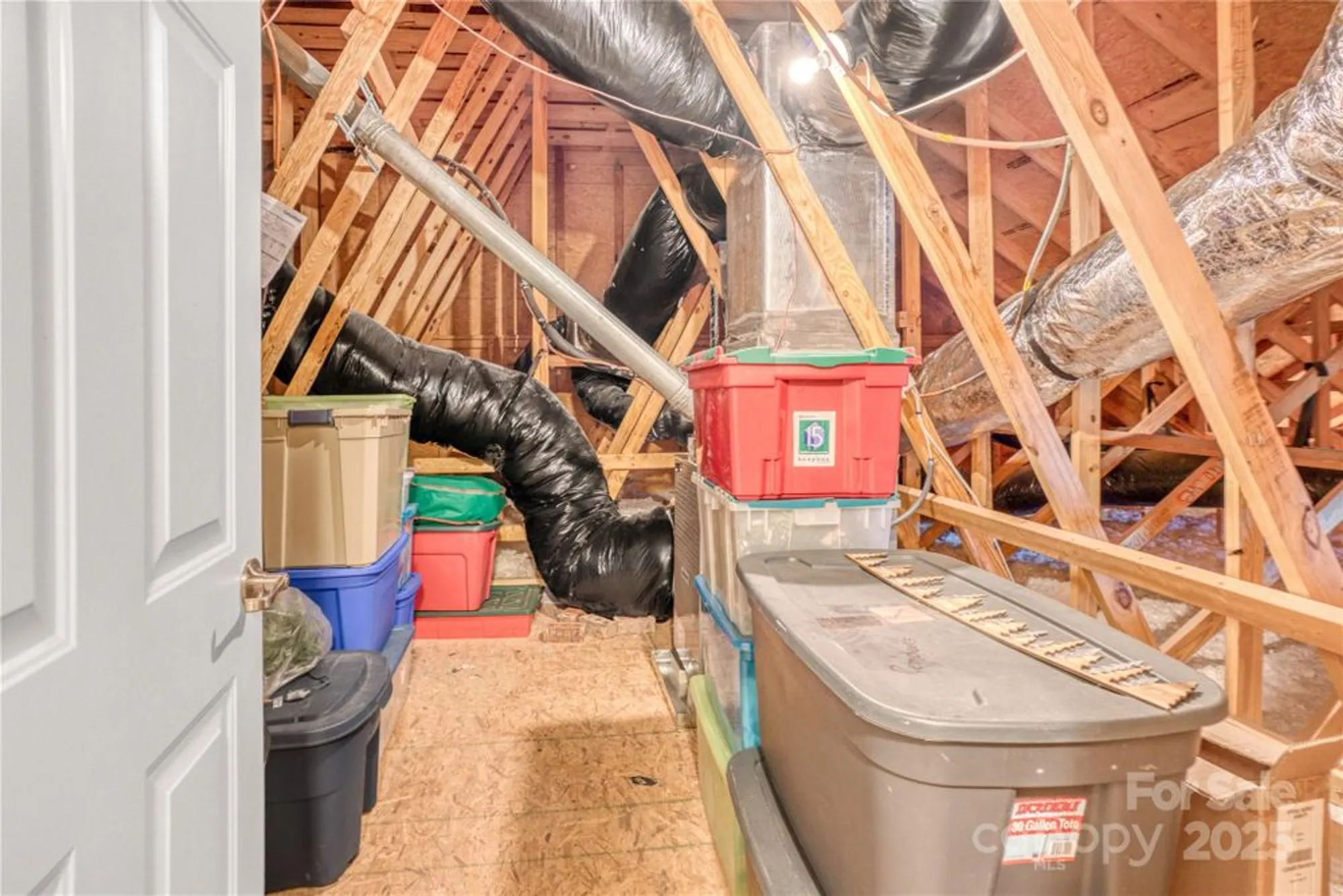 Property Slideshow image 21 of 25 | 12910 meetinghouse dr, Cornelius, NC, 28031