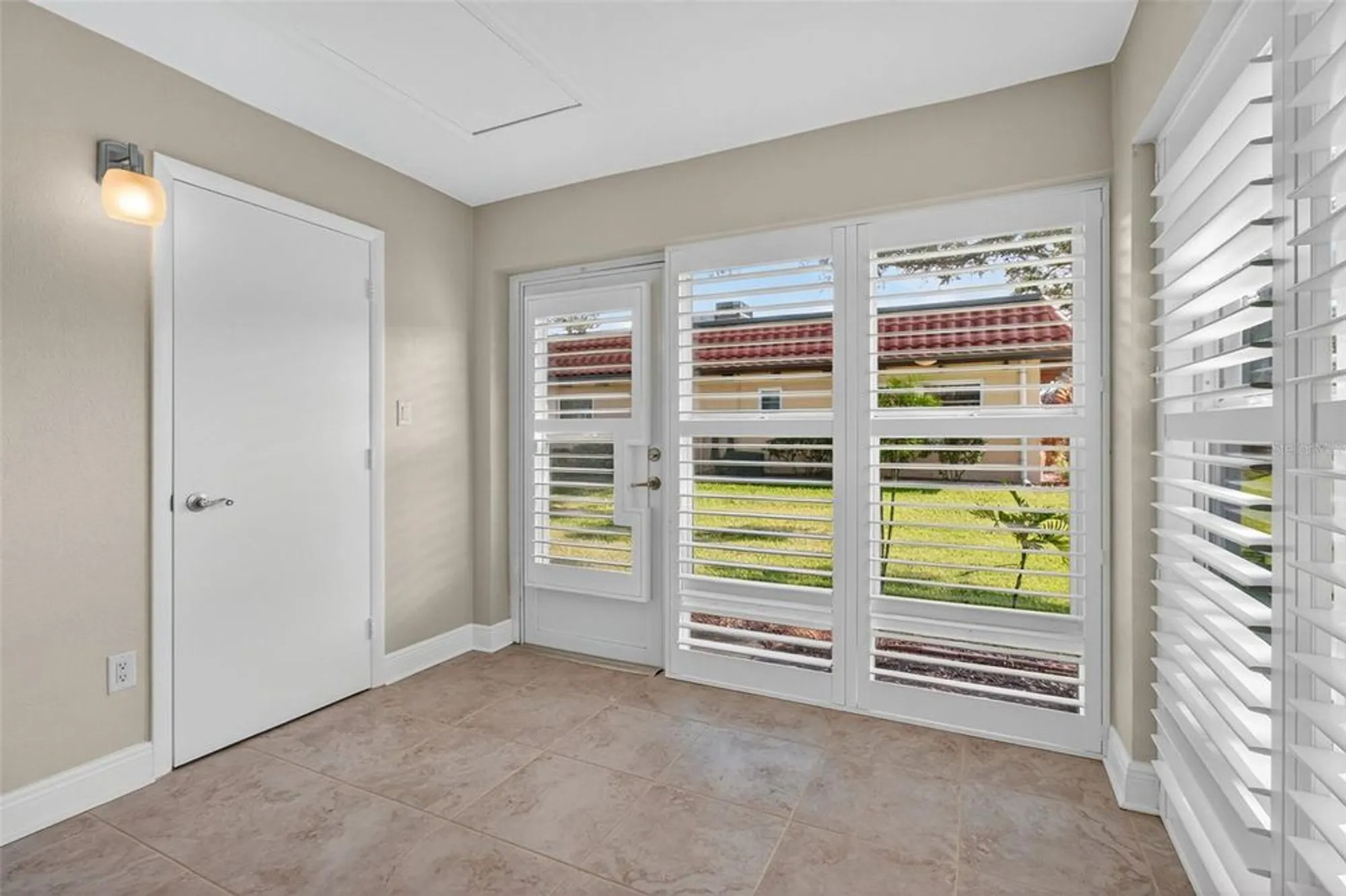 Property Slideshow image 11 of 36 | 1701 pinehurst rd 22b, Dunedin, FL, 34698
