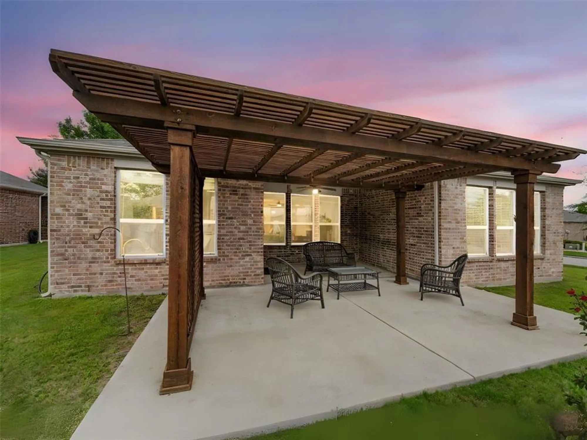 Property Slideshow image 33 of 40 | 7315 trull brook ln, Frisco, TX, 75036