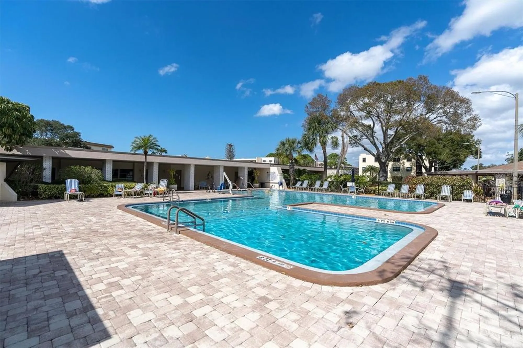 Property Slideshow image 40 of 48 | 8198 terrace garden dr n unit 511, Saint Petersburg, FL, 33709