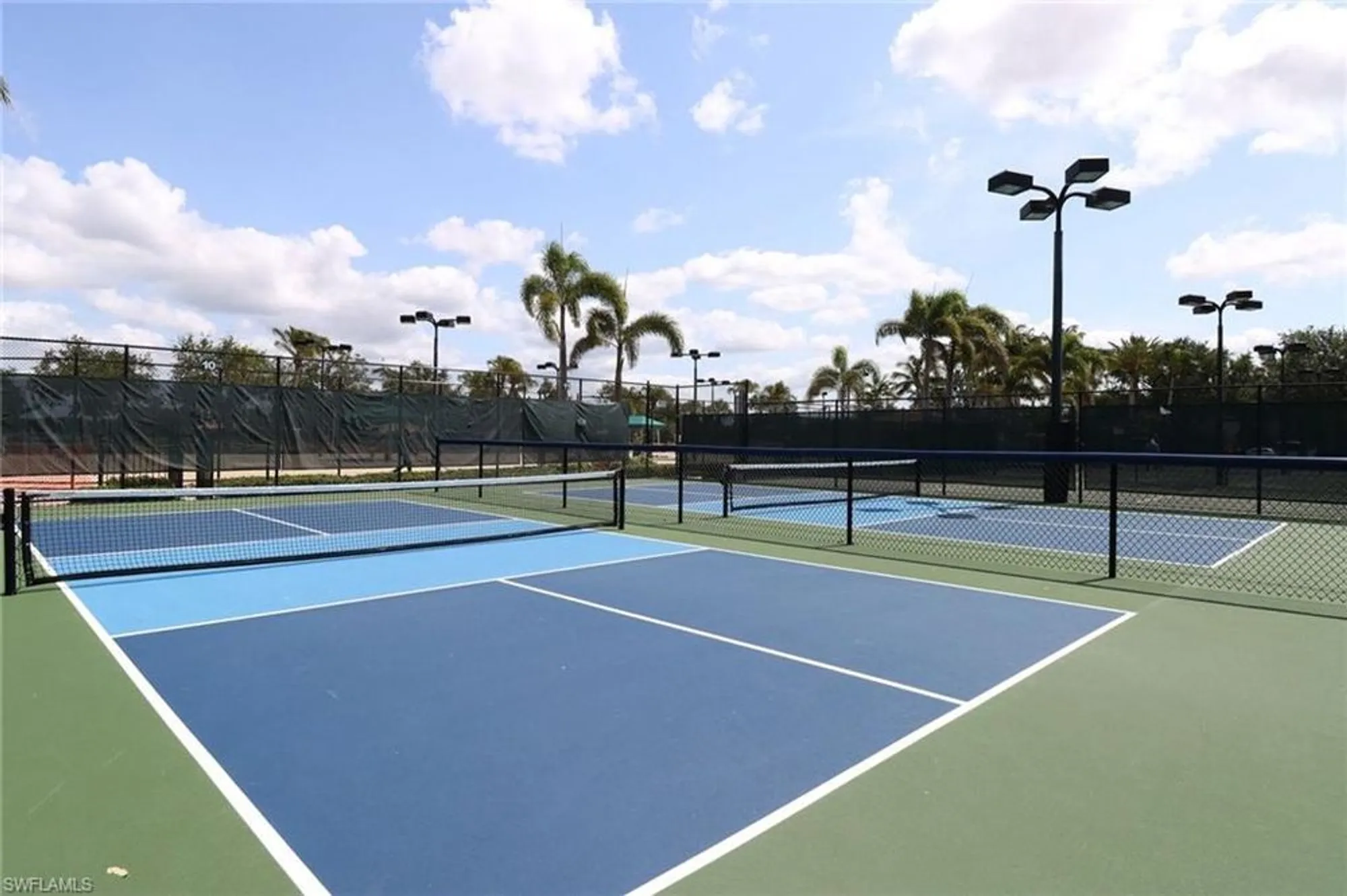 Property Slideshow image 37 of 42 | 5785 drummond way, Naples, FL, 34119