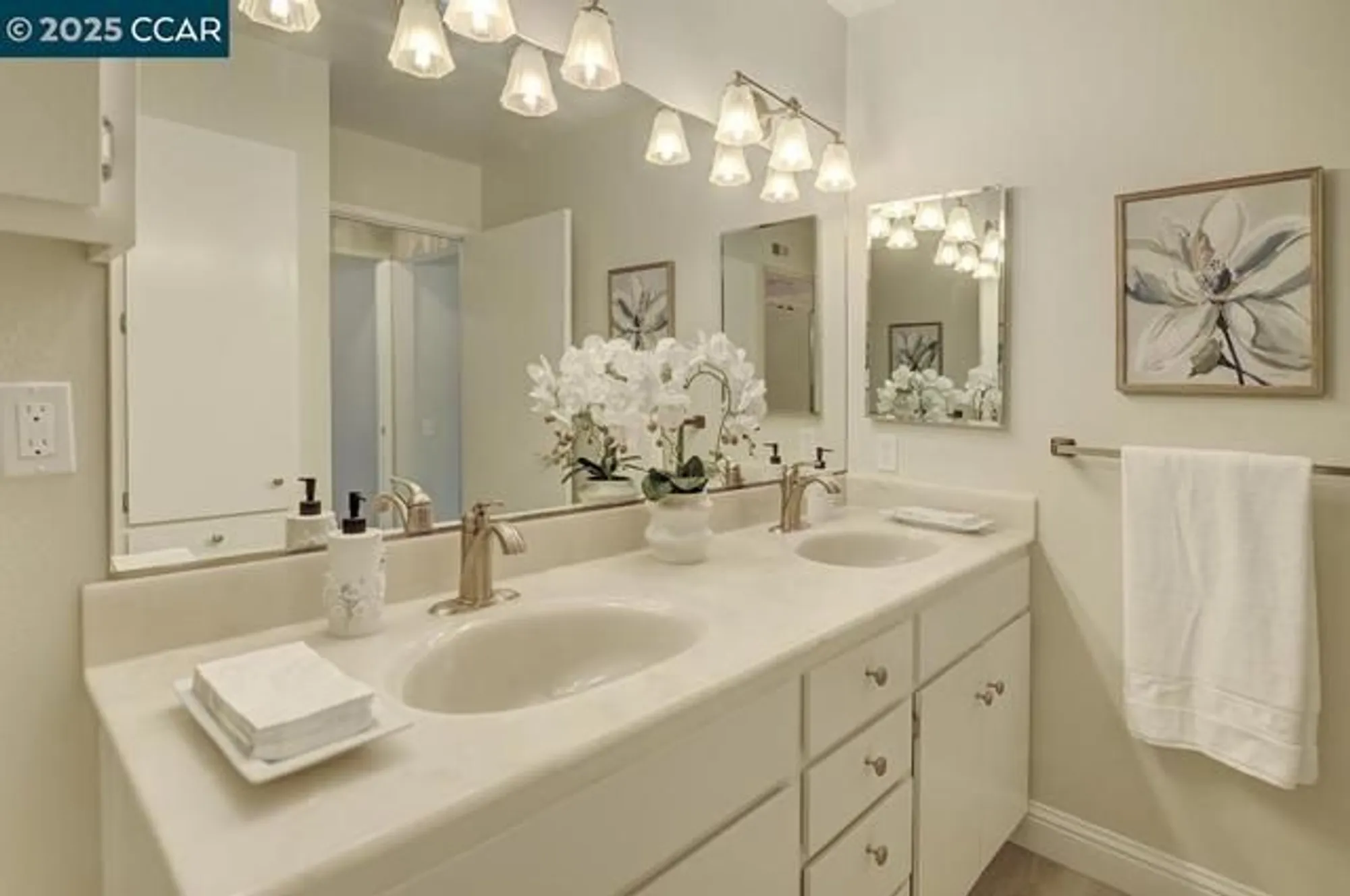 Property Slideshow image 37 of 58 | 2900 tice creek dr, Walnut Creek, CA, 94595