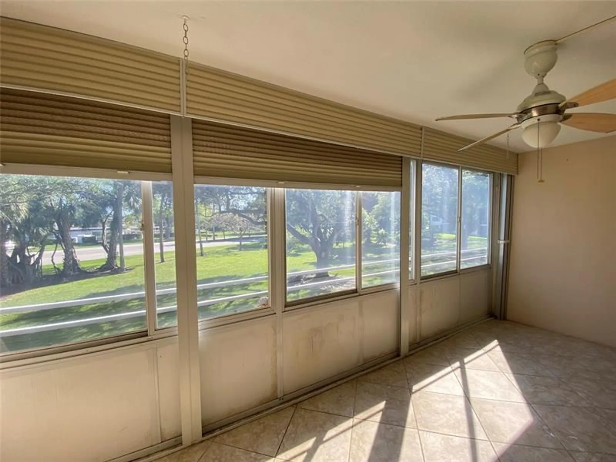 Property Slideshow image 9 of 44 | 2019 cambridge a # 2019, Deerfield Beach, FL, 33442