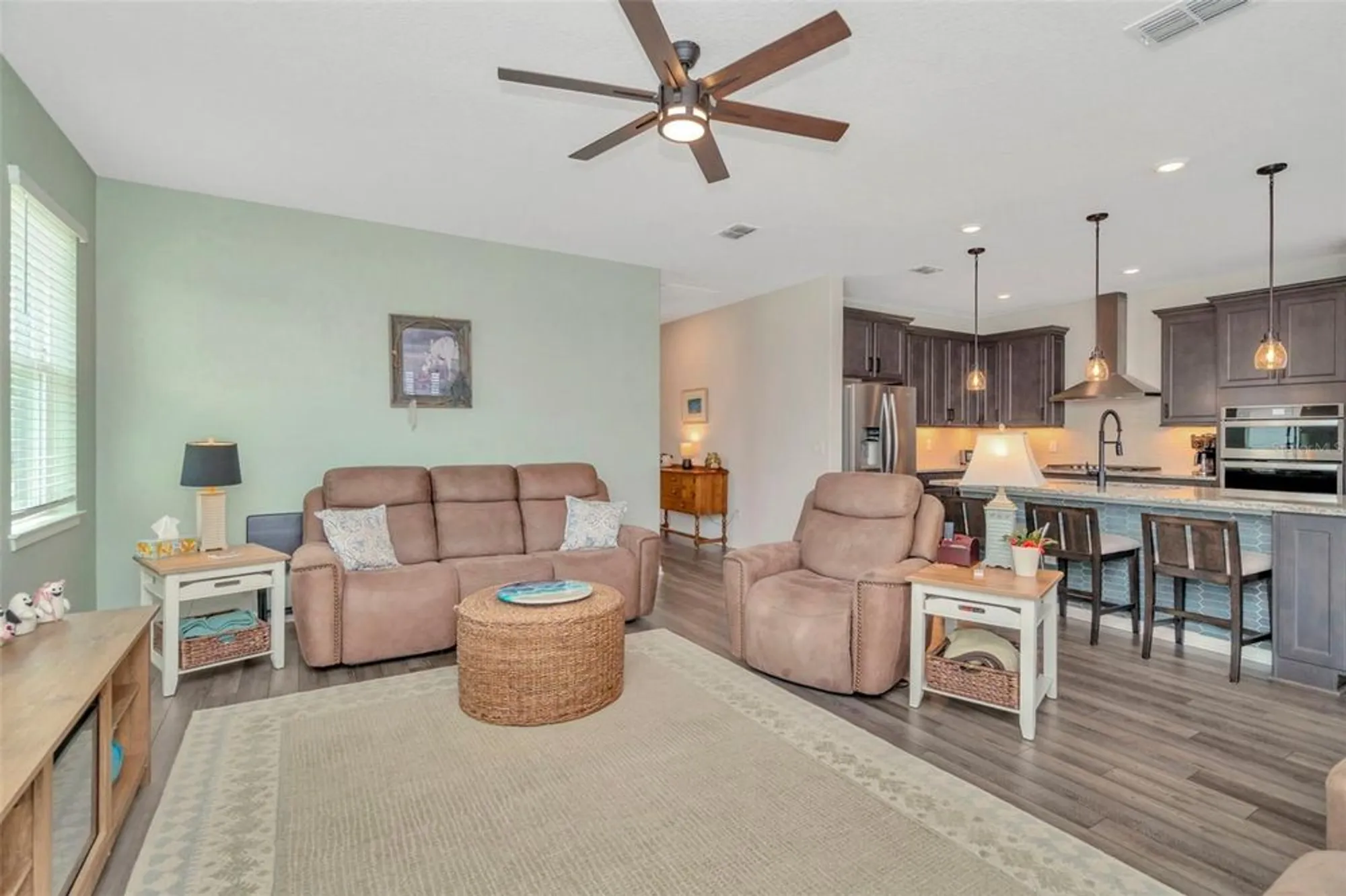 Property Slideshow image 13 of 70 | 19494 sea glass cir, Land O Lakes, FL, 34638