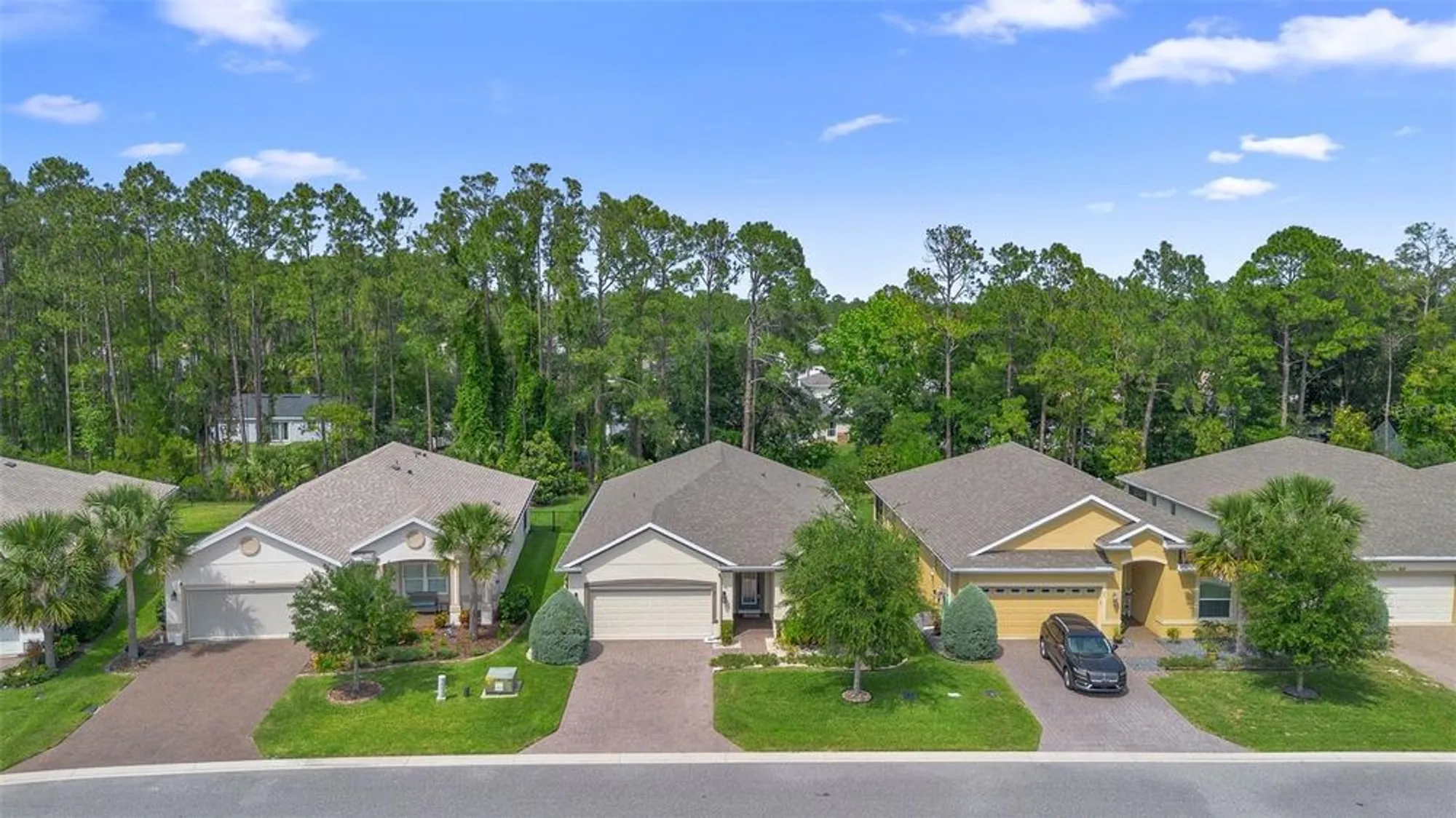 Property Slideshow image 1 of 46 | 21 park place cir, Palm Coast, FL, 32164
