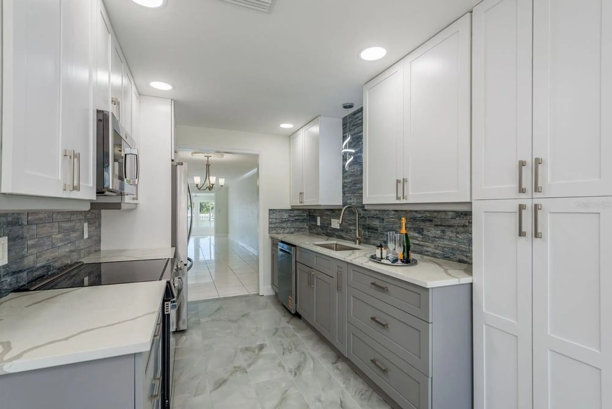 Property Slideshow image 11 of 62 | 417 boca ciega point blvd n # 417, St Petersburg, FL, 33708