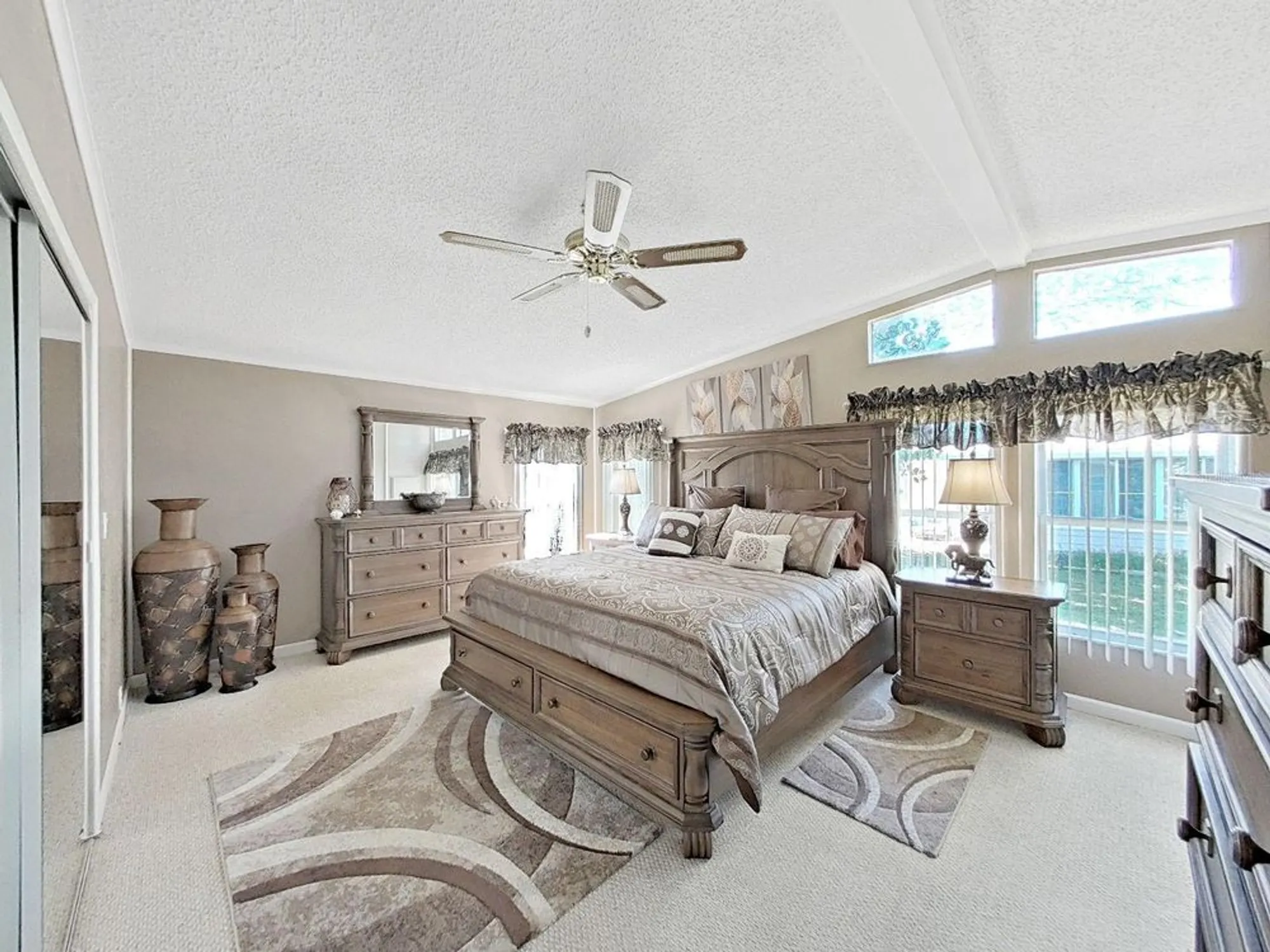 Property Slideshow image 18 of 40 | 5038 foxwood blvd, Lakeland, FL, 33810