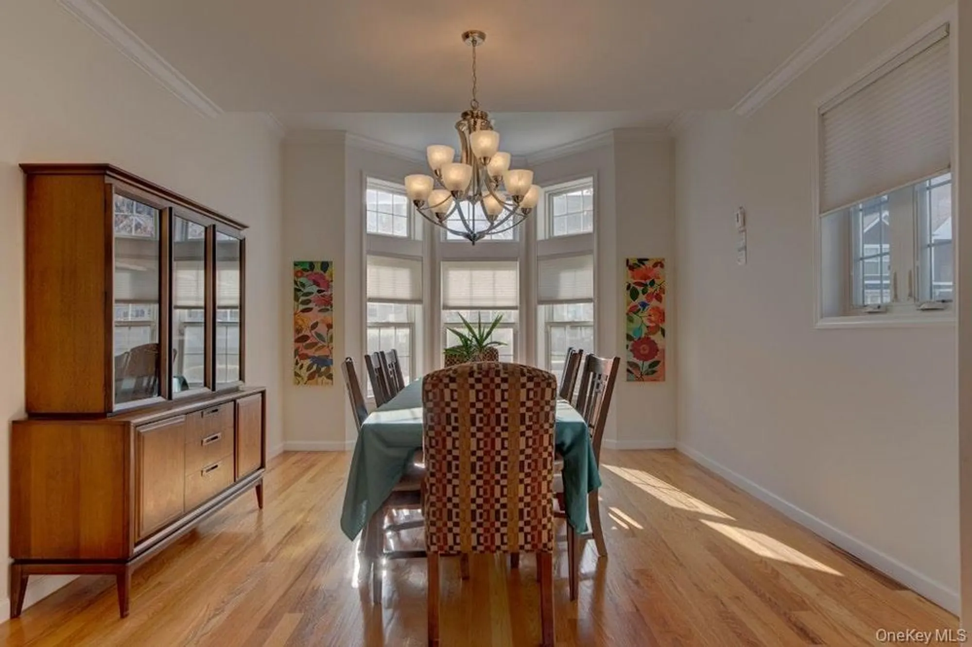 Property Slideshow image 8 of 25 | 12 wolfe cir, West Nyack, NY, 10994