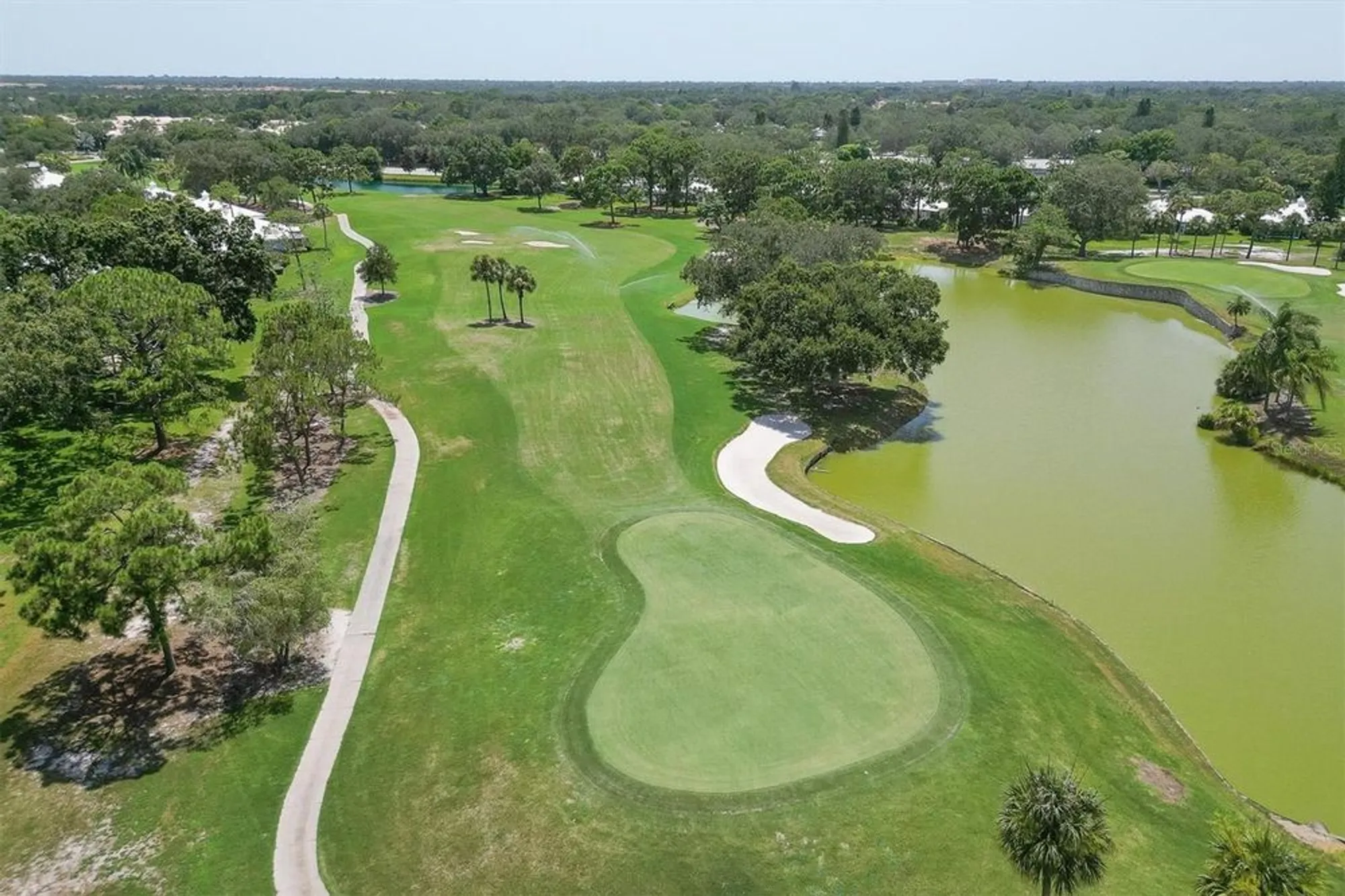 Property Slideshow image 41 of 51 | 119 woodbridge dr unit 102, Venice, FL, 34293