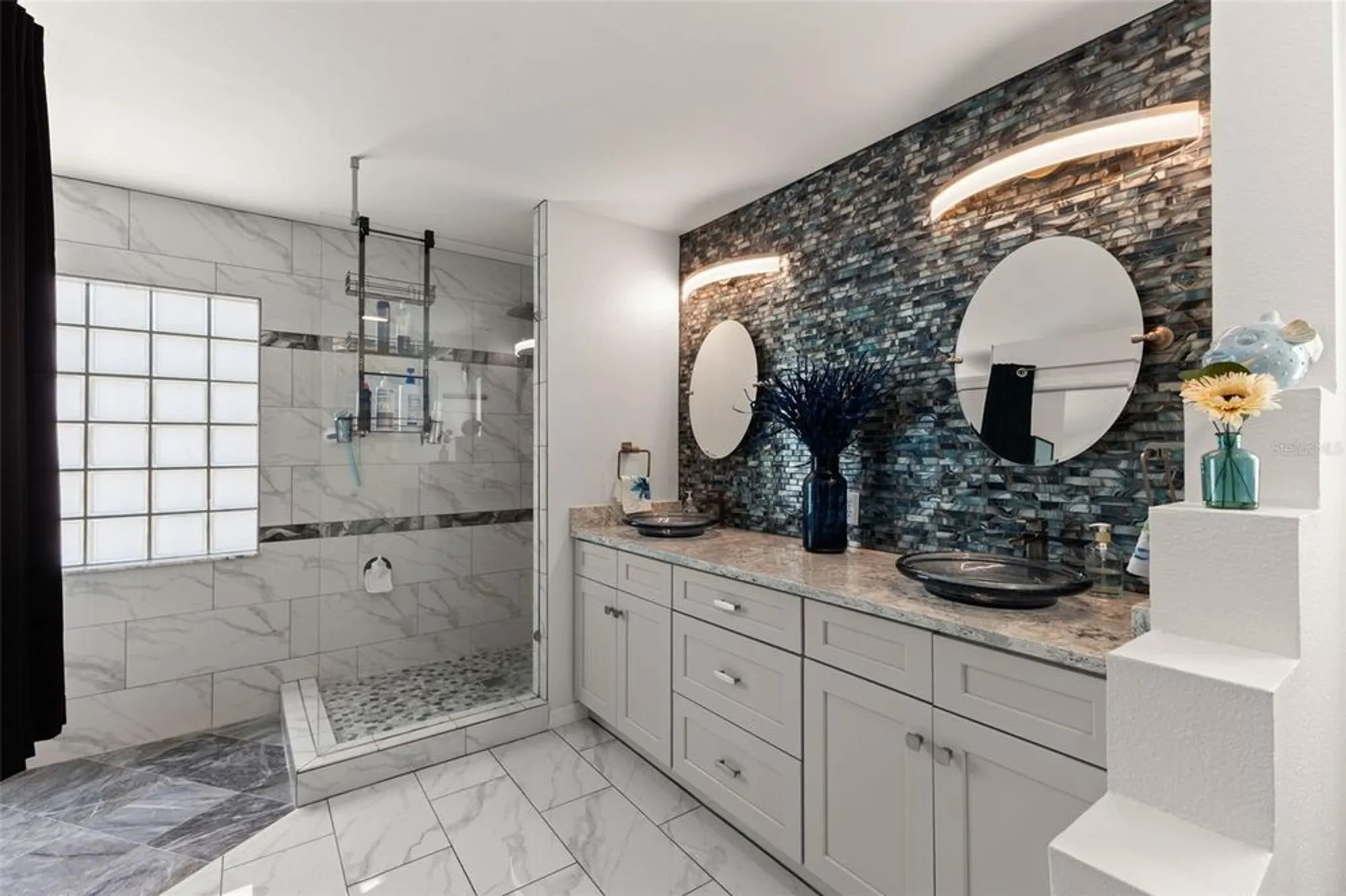 Property Slideshow image 30 of 51 | 1911 e del webb blvd, Sun City Center, FL, 33573