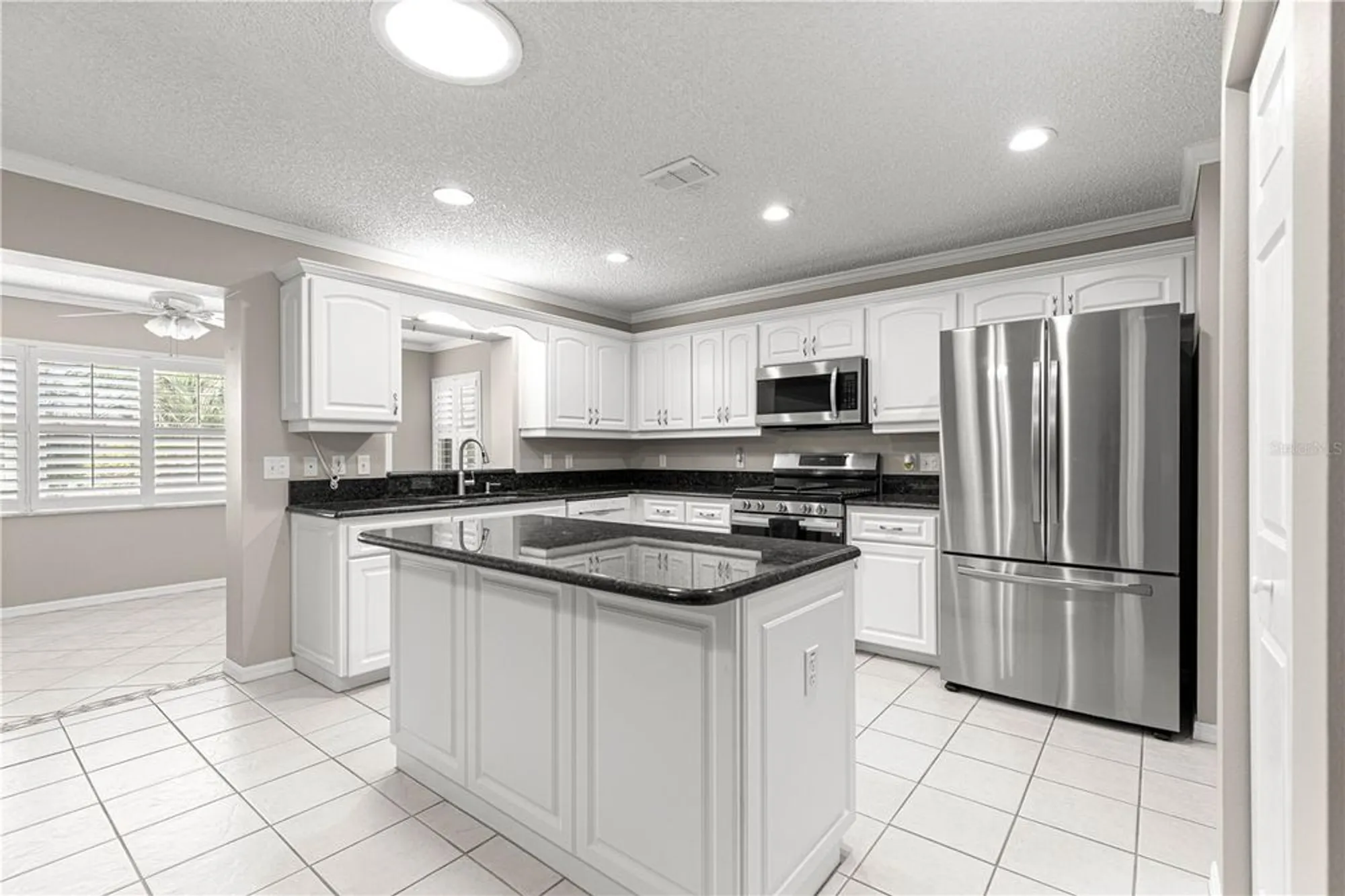 Property Slideshow image 9 of 49 | 9878 sw 97th ln, Ocala, FL, 34481