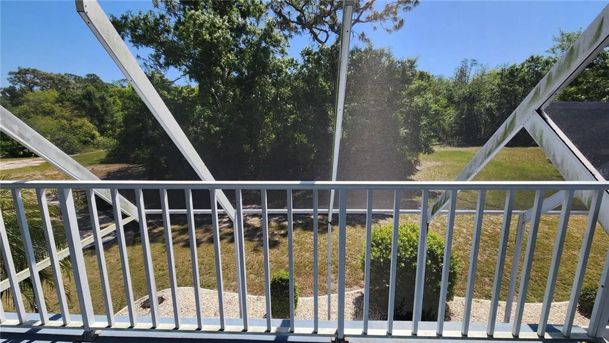 Property Slideshow image 36 of 60 | 2113 e del webb blvd, Sun City Center, FL, 33573