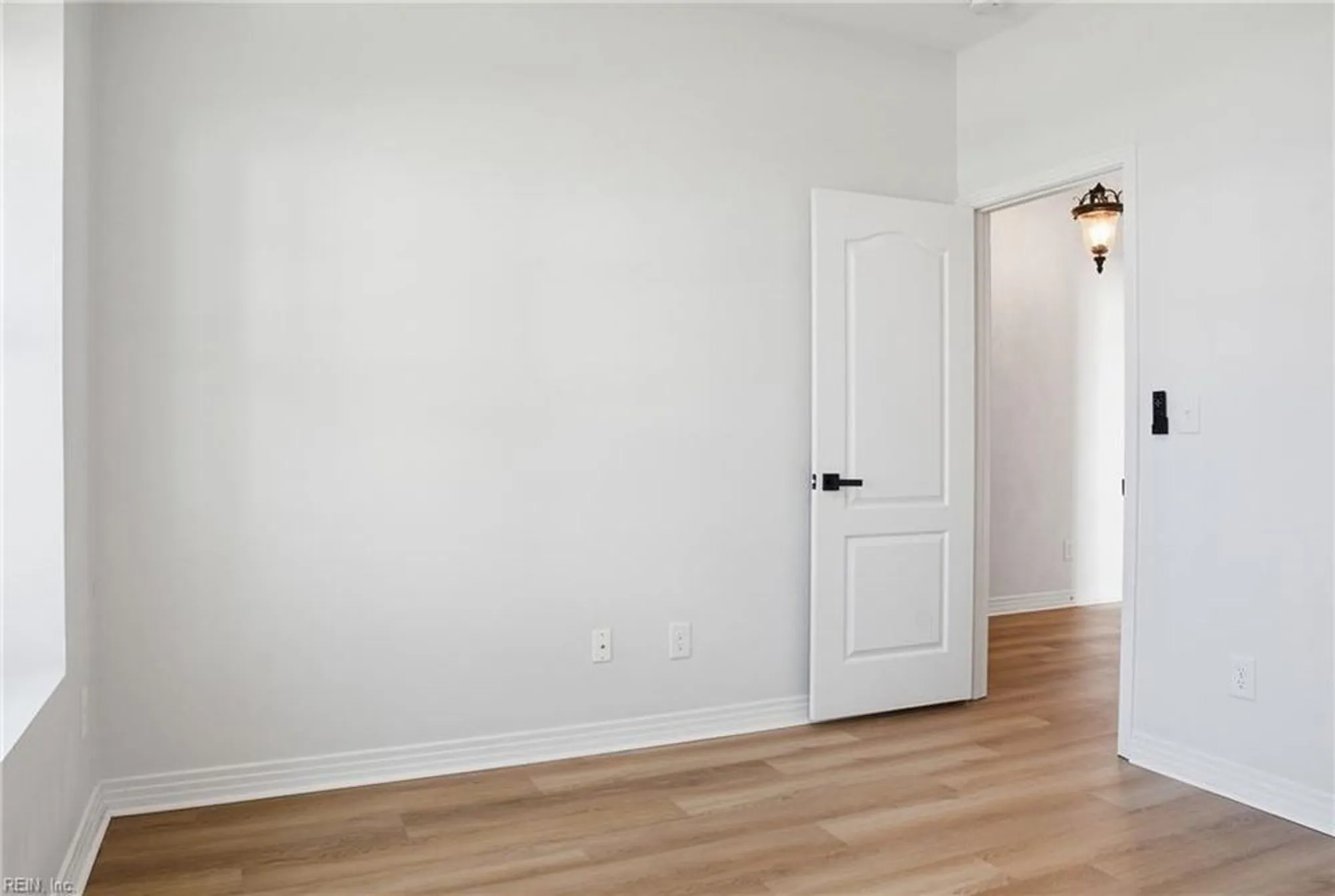 Property Slideshow image 8 of 35 | 2701 bach ln, Virginia Beach, VA, 23456