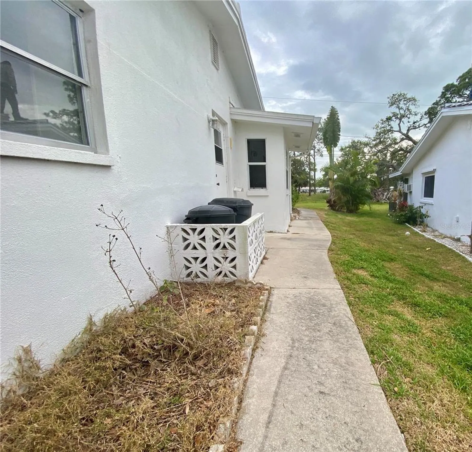 Property Slideshow image 40 of 71 | 9082 141st st, Seminole, FL, 33776