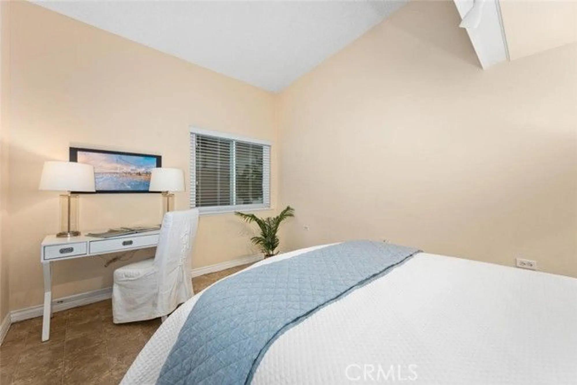 Property Slideshow image 32 of 45 | 1121 northwood rd, Seal Beach, CA, 90740