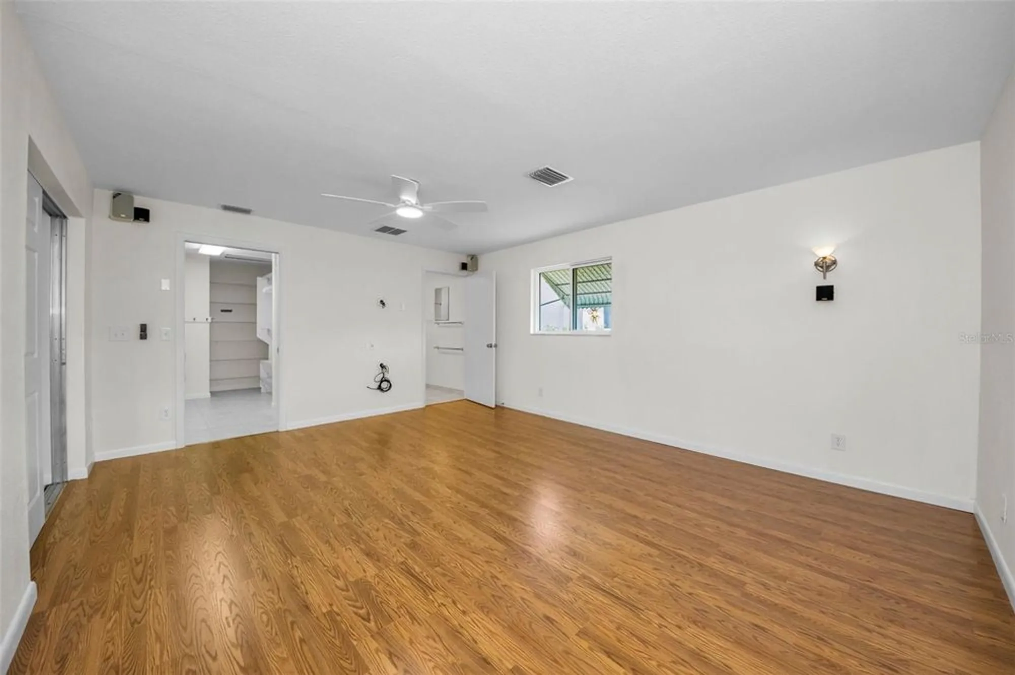 Property Slideshow image 38 of 66 | 14052 89th ave, Seminole, FL, 33776