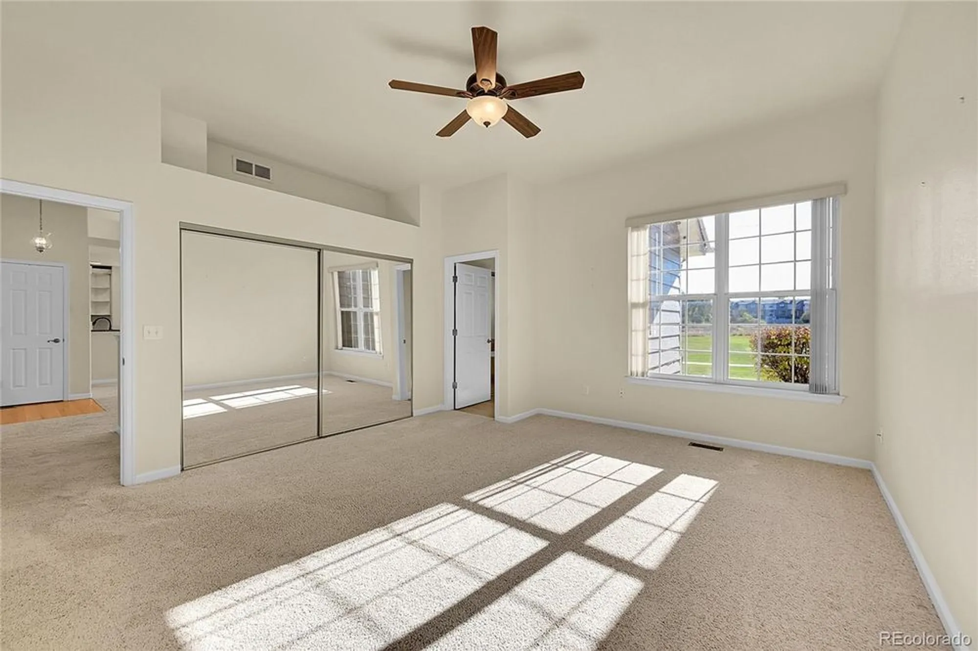 Property Slideshow image 16 of 36 | 2730 w riverwalk cir c, Littleton, CO, 80123