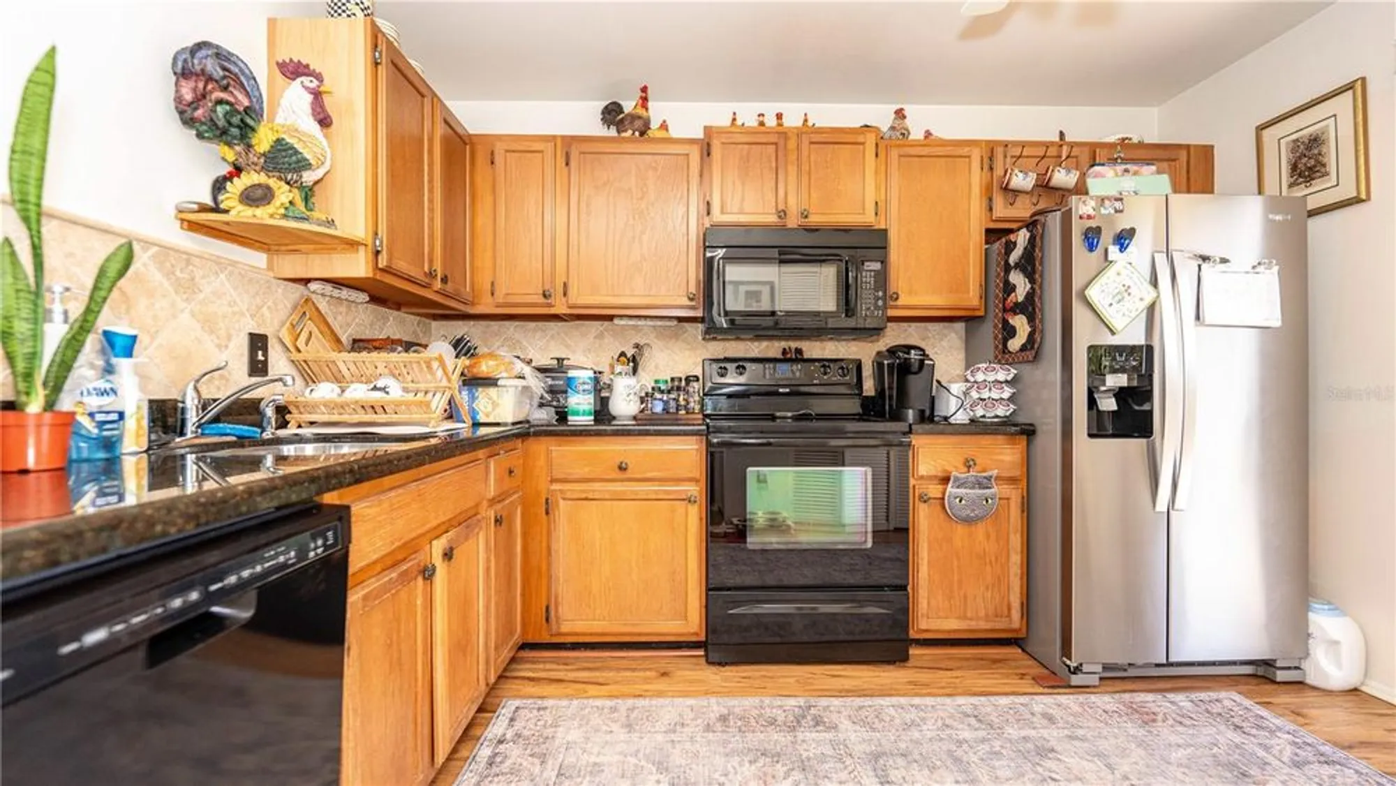 Property Slideshow image 15 of 38 | 272 beaver dam ct, Royal Palm Beach, FL, 33411