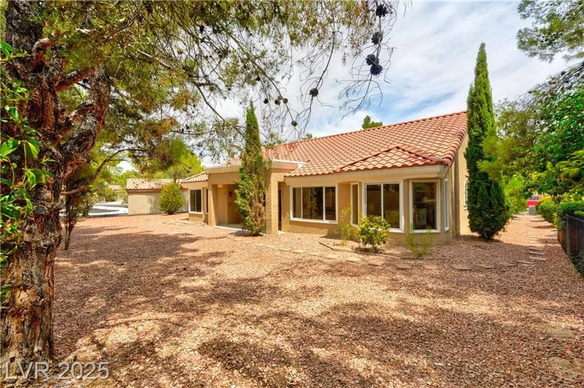 Property Slideshow image 34 of 35 | 2645 saltbush dr, Las Vegas, NV, 89134