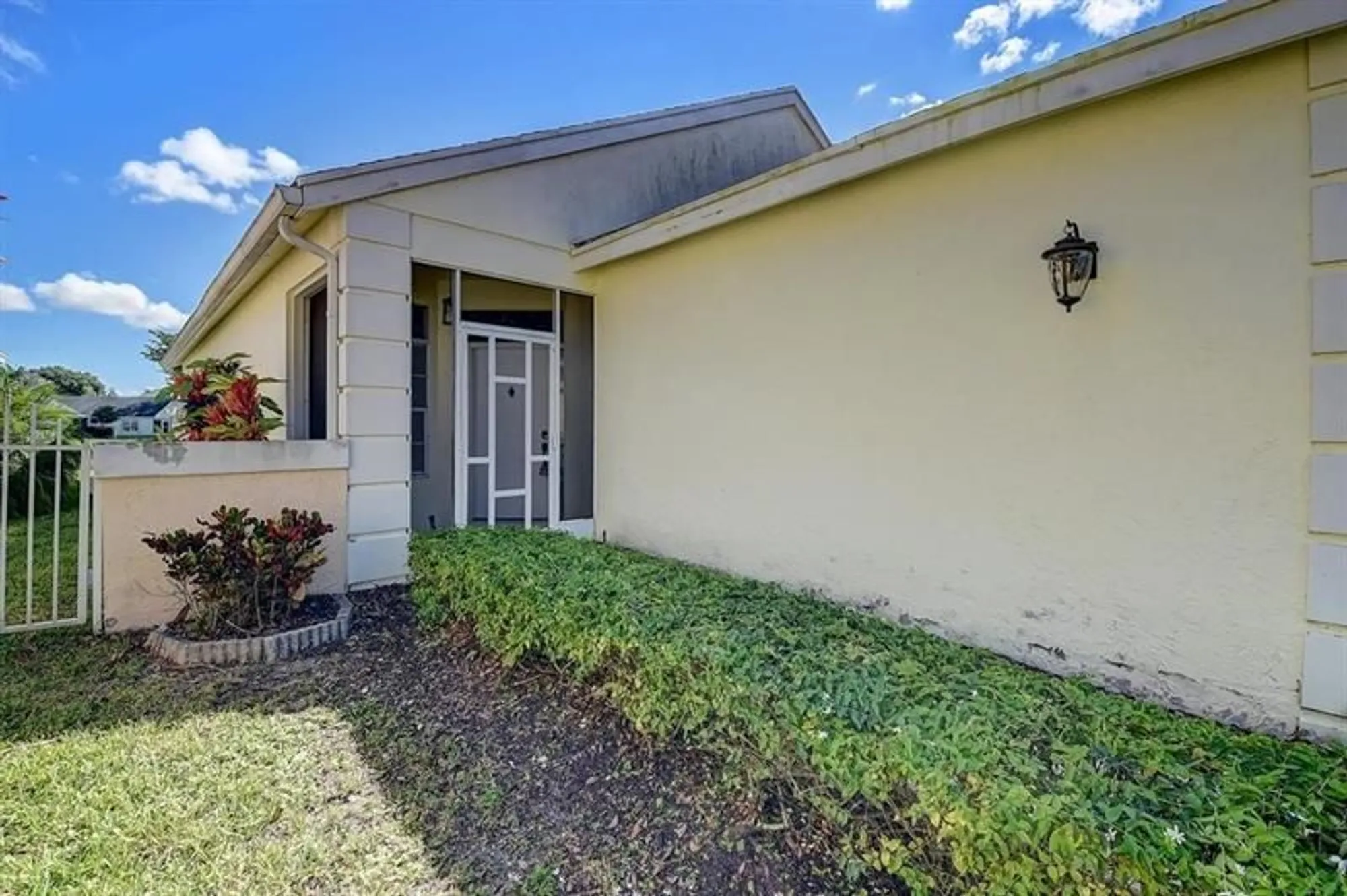Property Slideshow image 2 of 19 | 7769 mansfield hollow rd, Delray Beach, FL, 33446