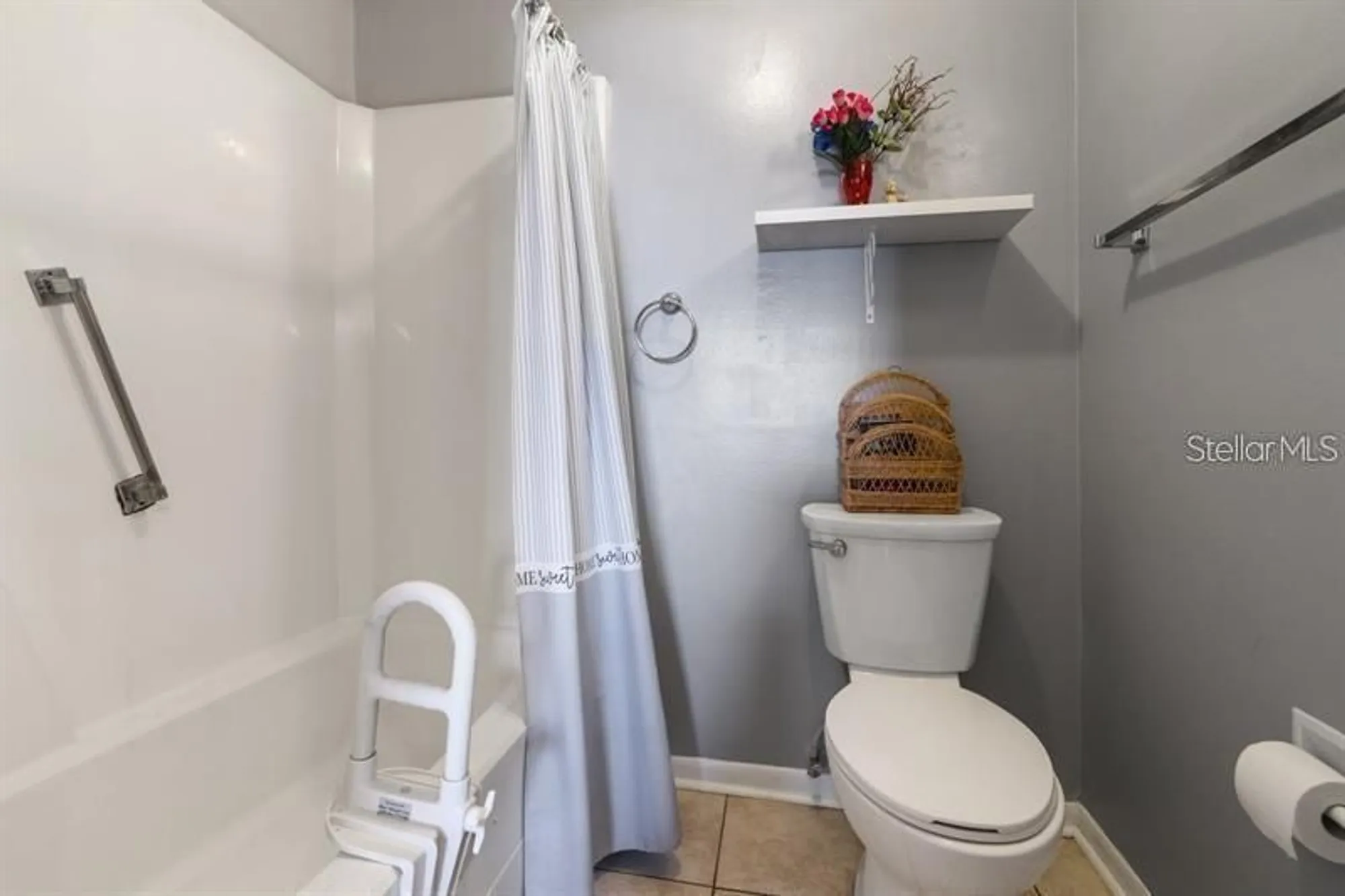 Property Slideshow image 10 of 40 | 5521 80th st n unit 503, St Petersburg, FL, 33709