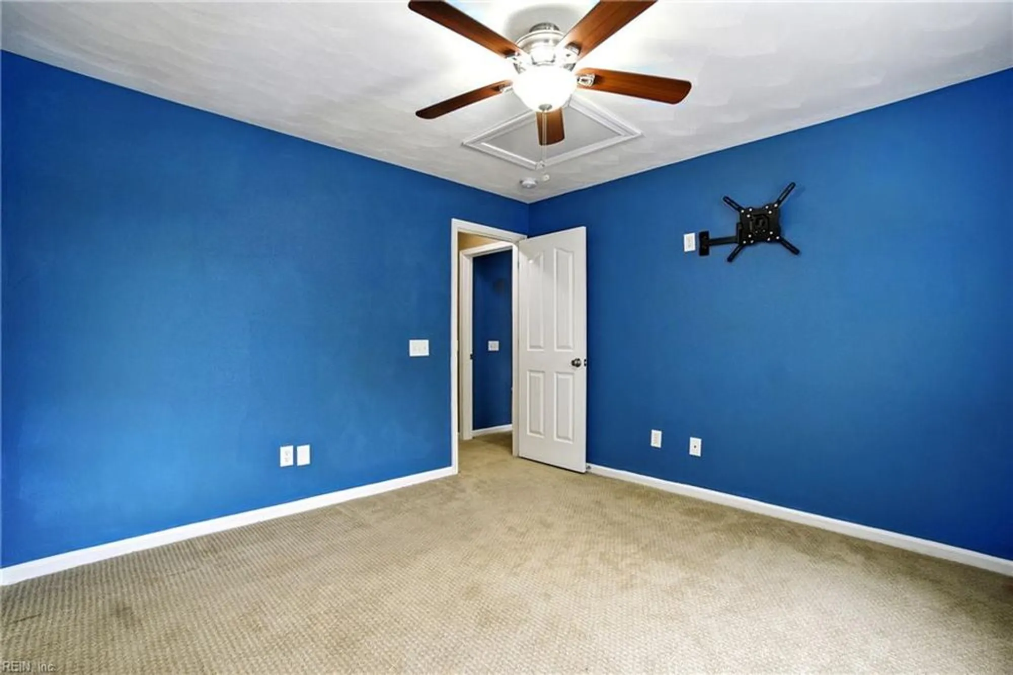 Property Slideshow image 38 of 46 | 809 mason ct, Chesapeake, VA, 23320