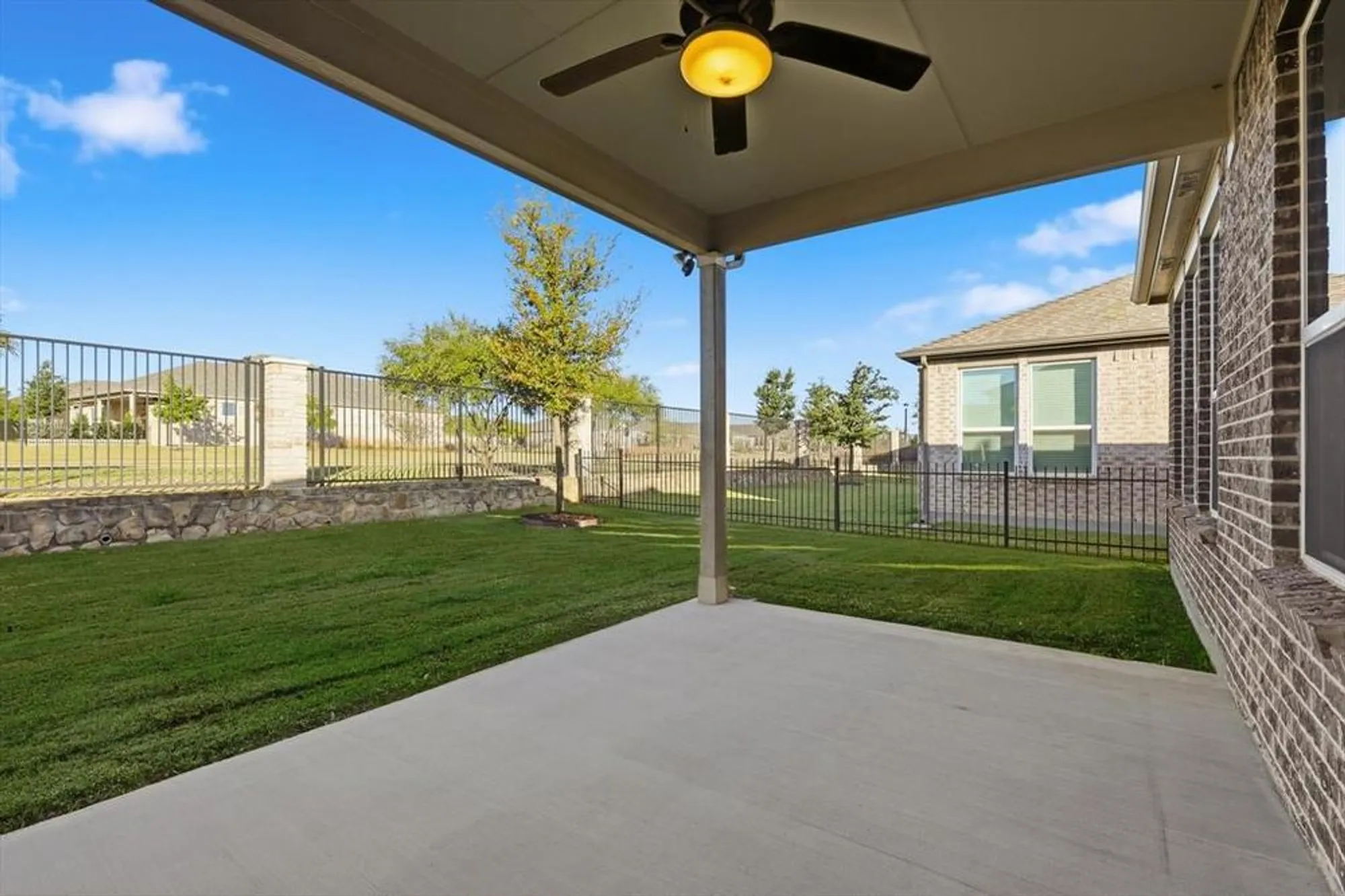 Property Slideshow image 28 of 40 | 9405 dusky trl, Mckinney, TX, 75071