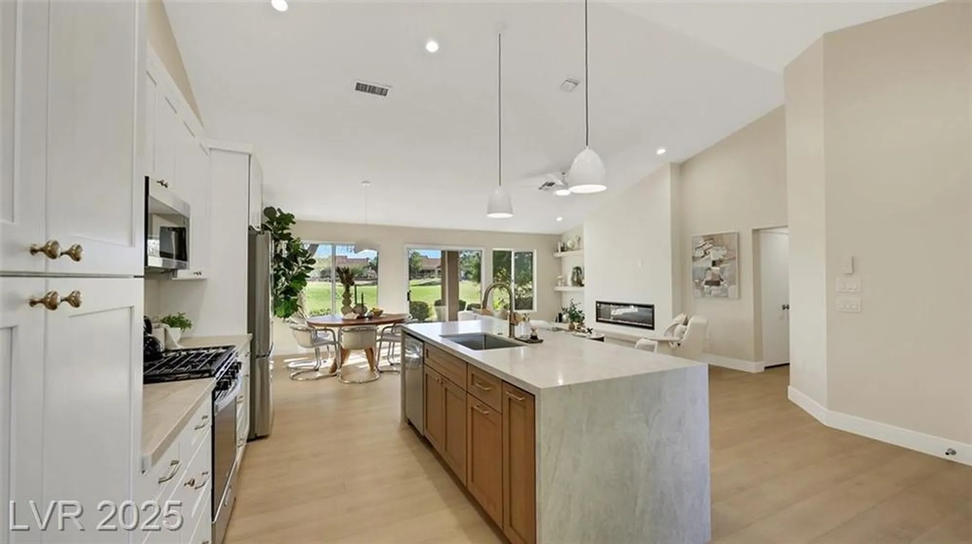 Property Slideshow image 7 of 34 | 8901 litchfield ave, Las Vegas, NV, 89134
