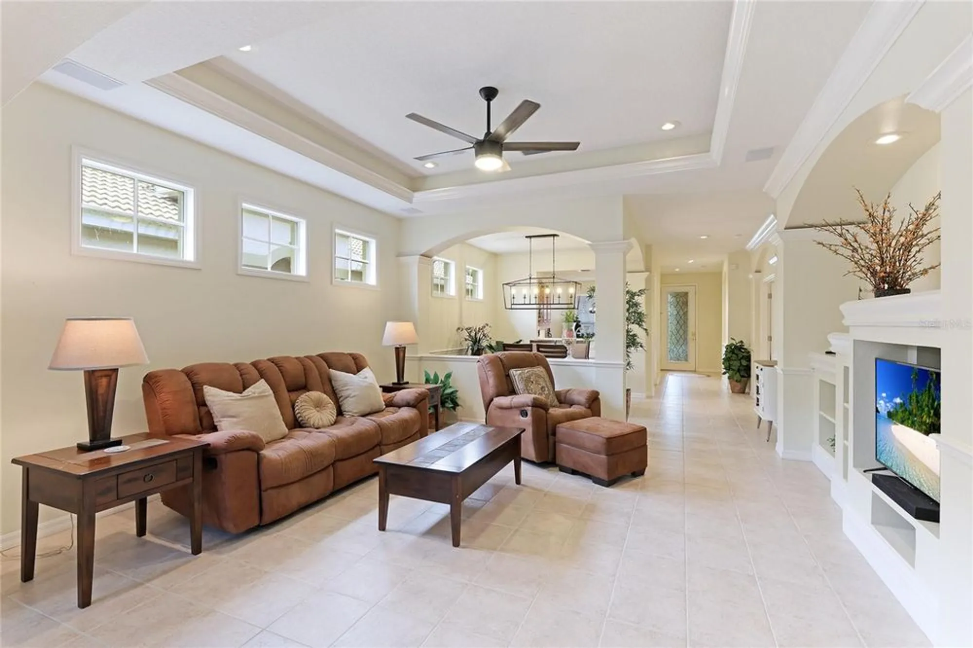 Property Slideshow image 13 of 38 | 6103 aviary ct, Bradenton, FL, 34203