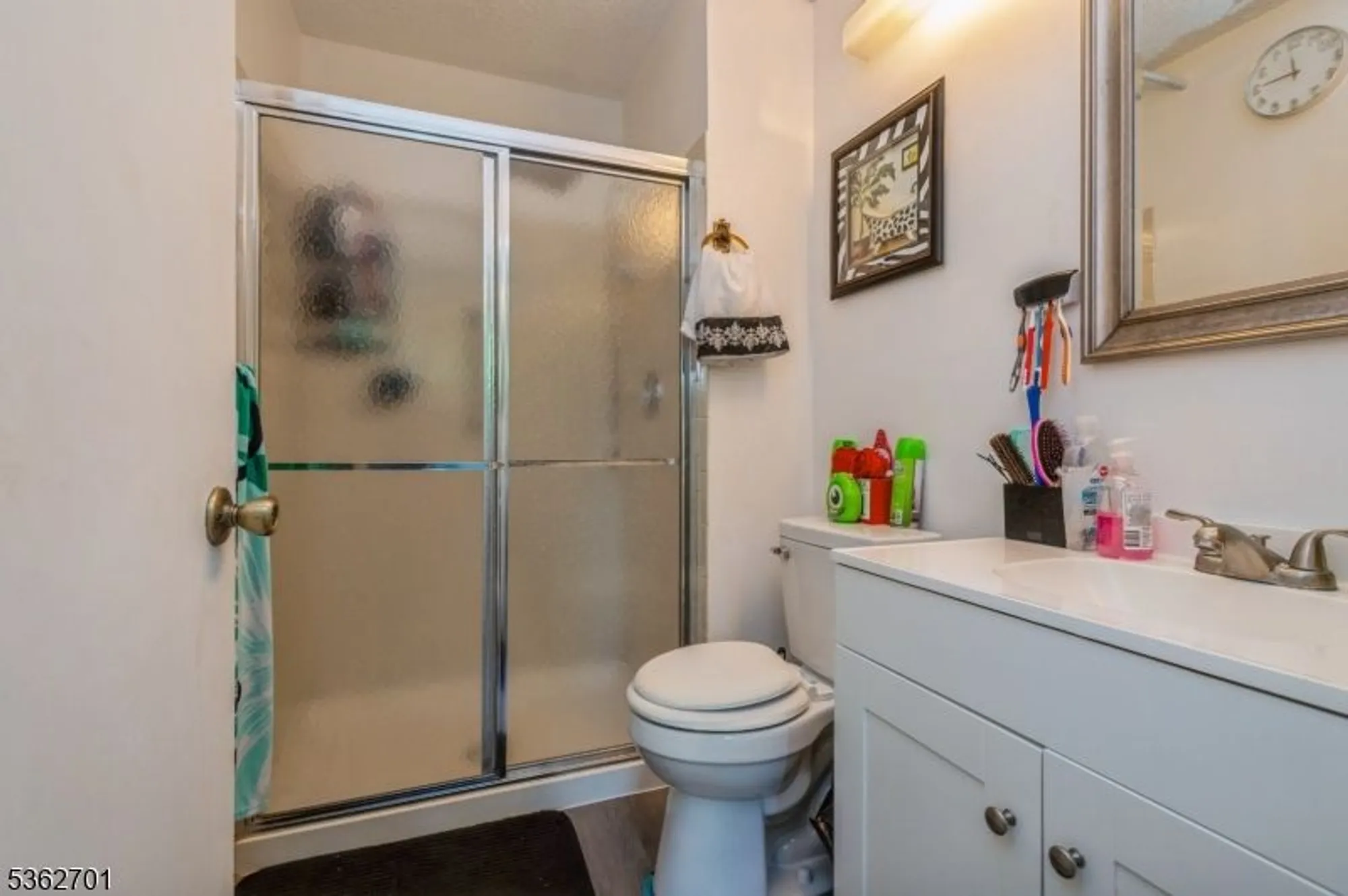 Property Slideshow image 13 of 21 | 114 griggs pl fl, East Brunswick, NJ, 08816