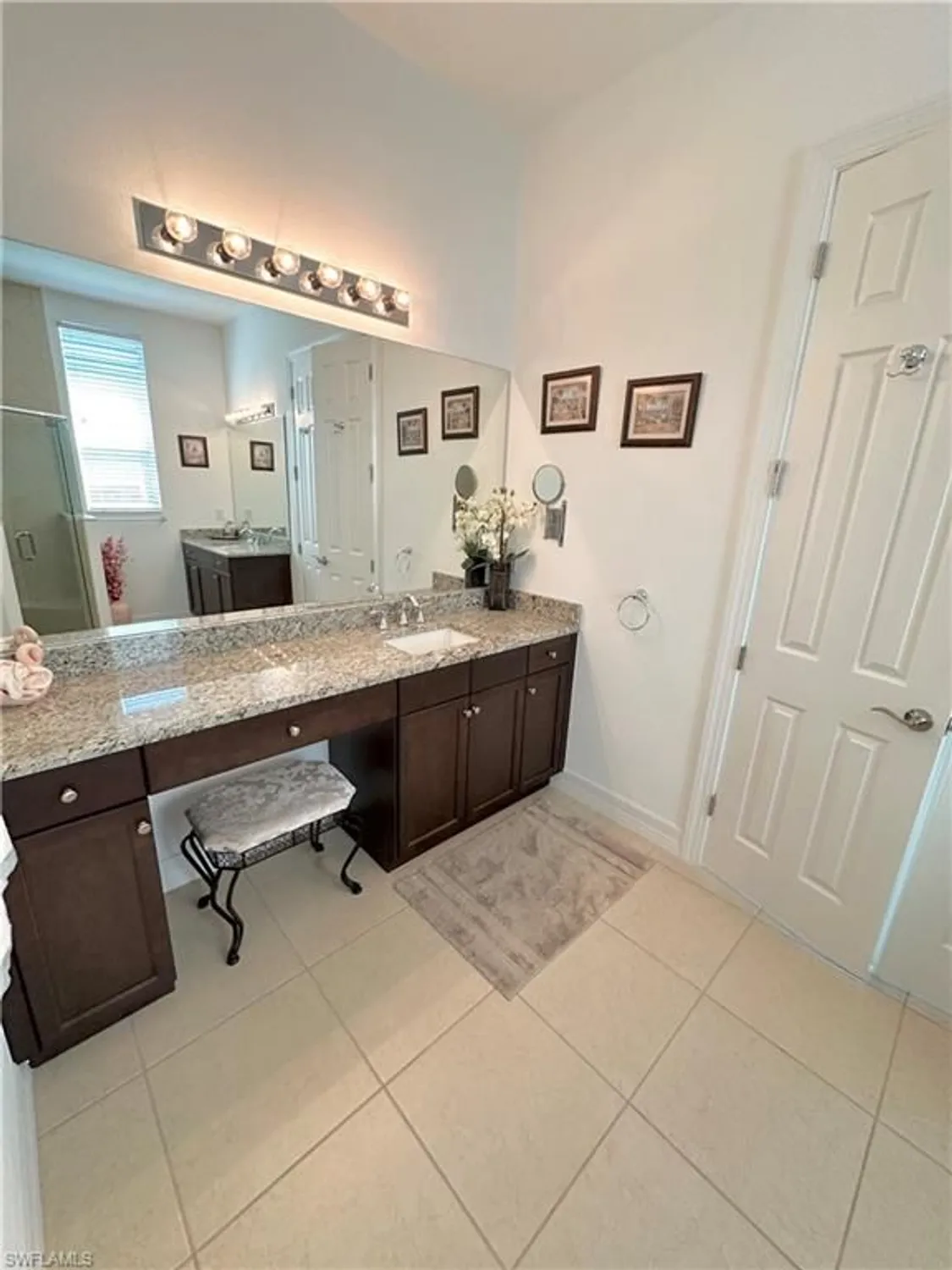 Property Slideshow image 7 of 24 | 2956 willow ridge ct, Fort Myers, FL, 33905