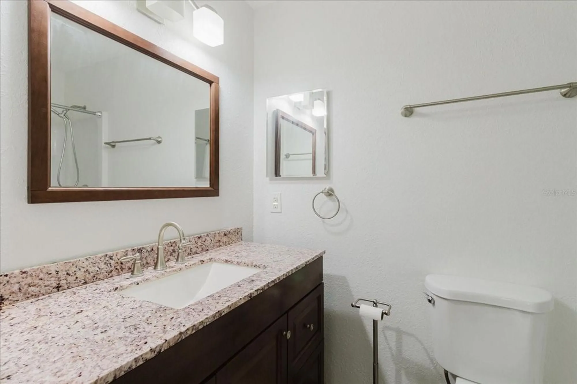 Property Slideshow image 34 of 63 | 2209 grenadier dr, Sun City Center, FL, 33573